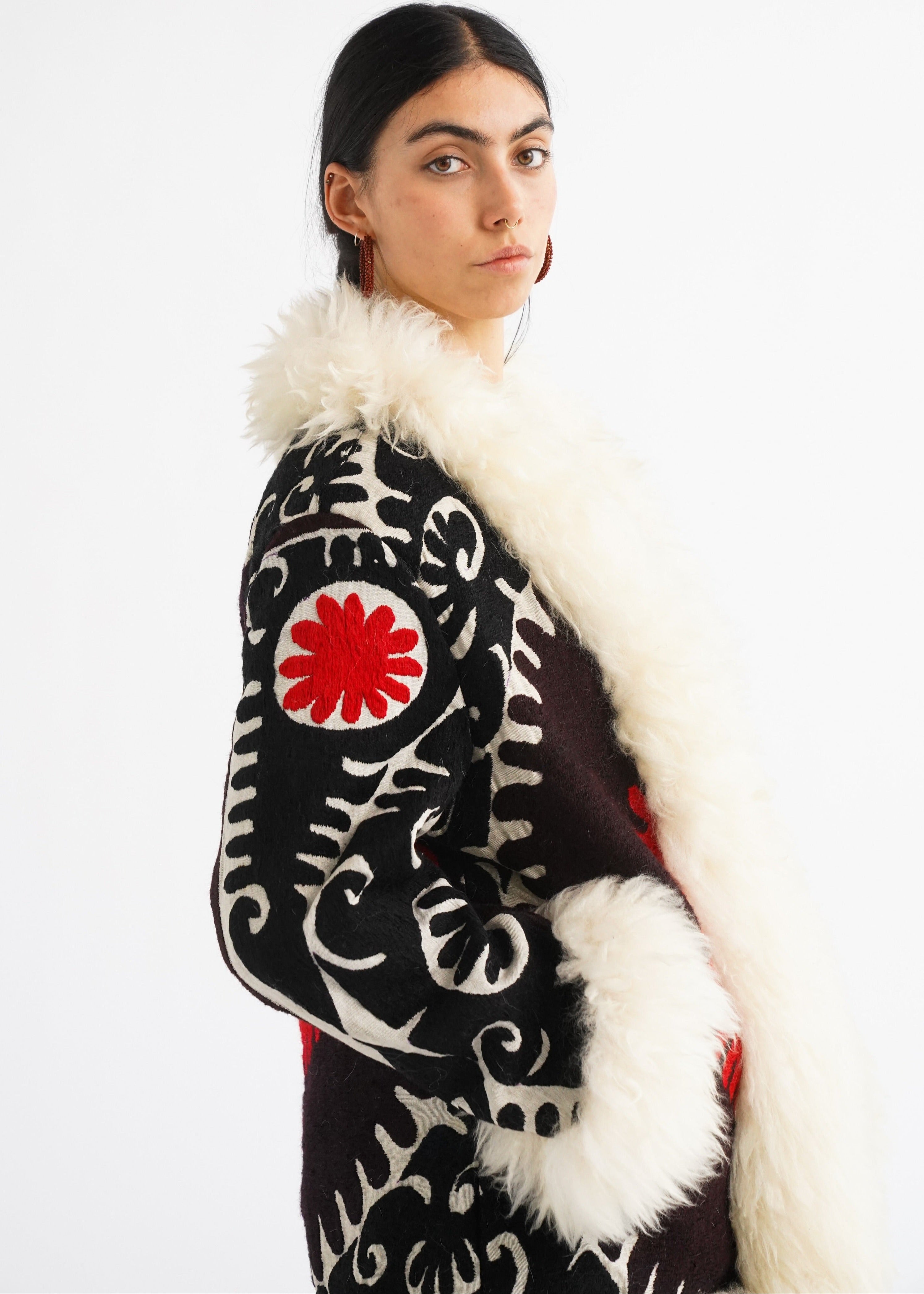 ALIYA #16 | M | SUZANI SHORT COAT