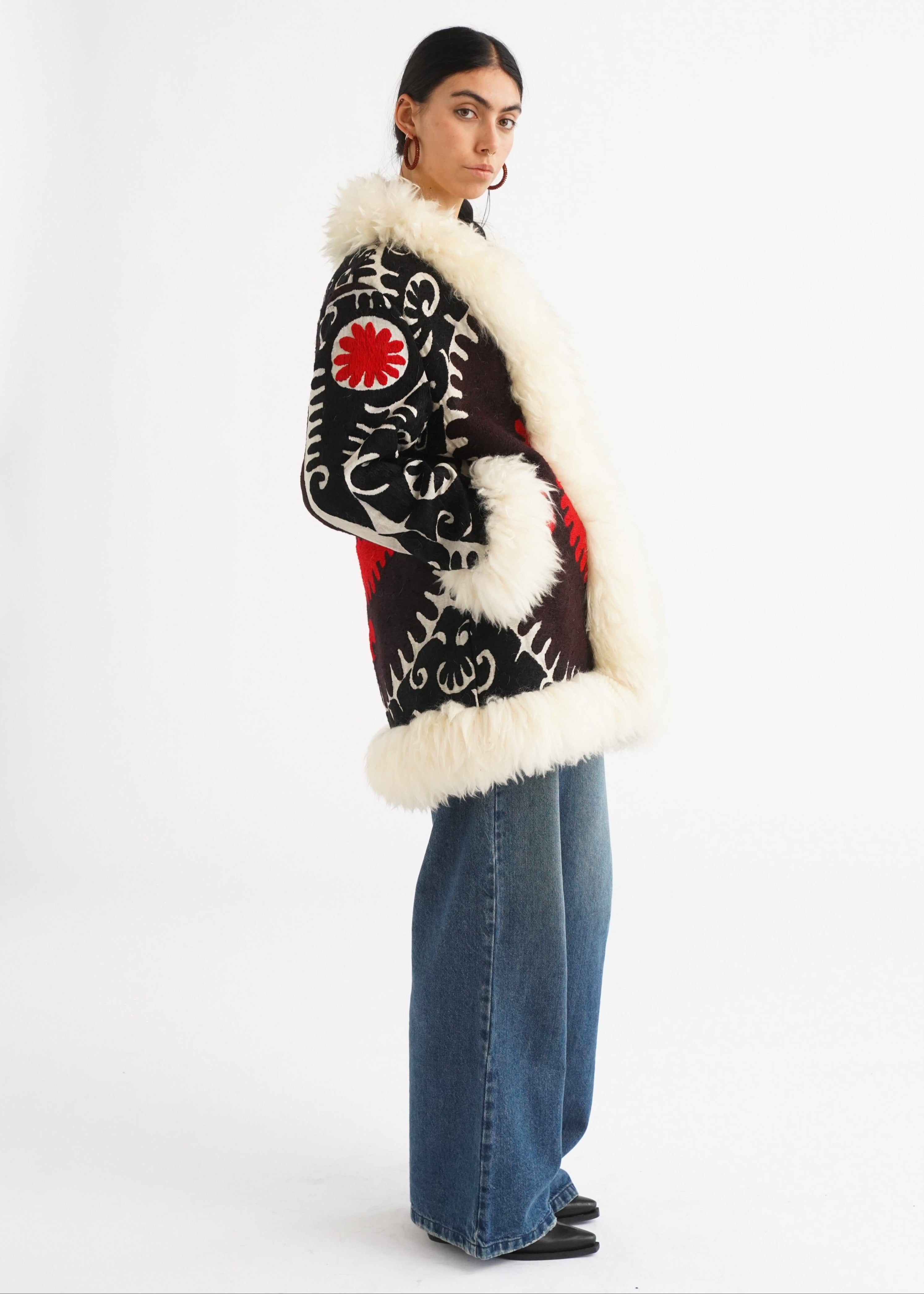 ALIYA #16 | M | SUZANI SHORT COAT