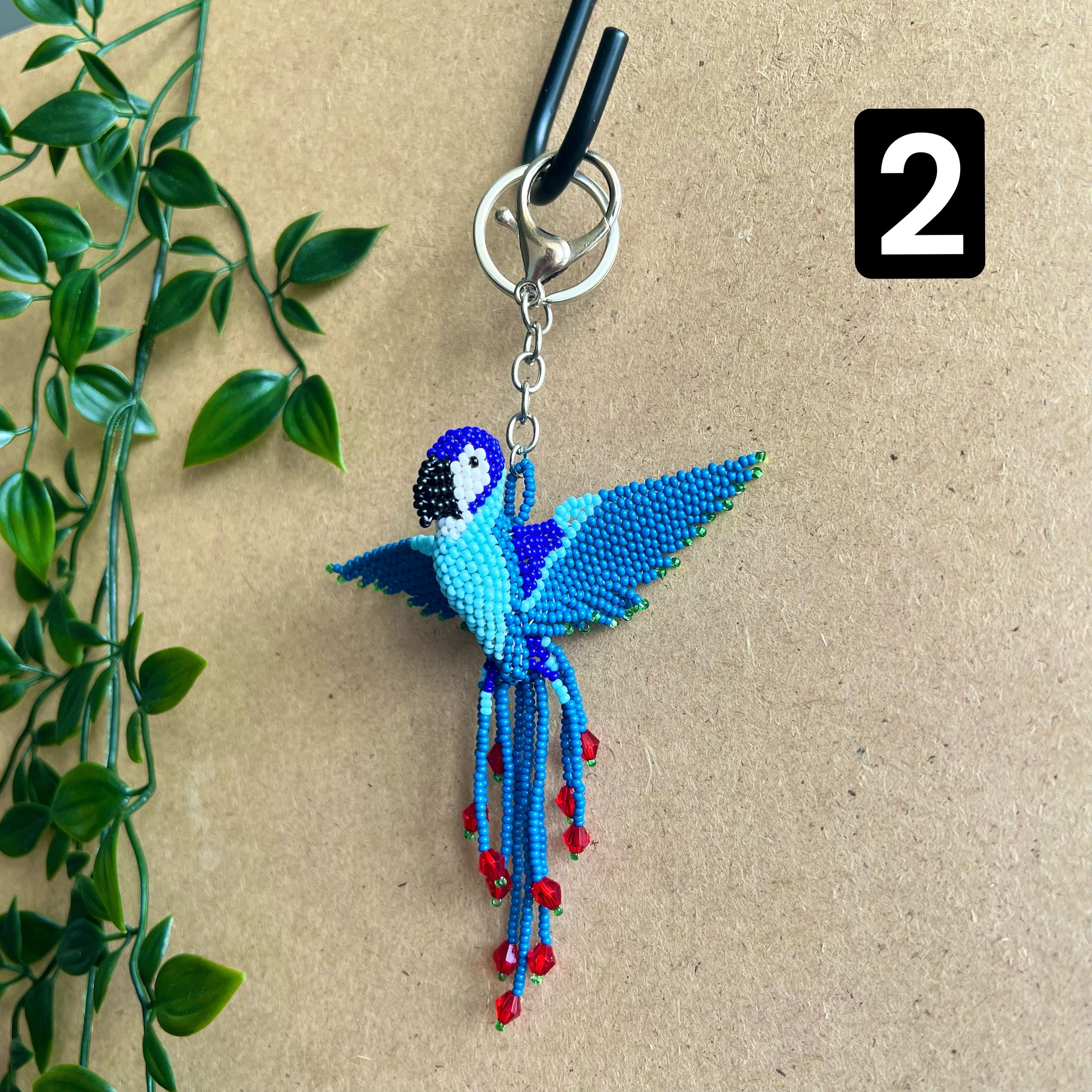 ARCHIVE | MACAW BIRD HANGINGS | MEDIUM