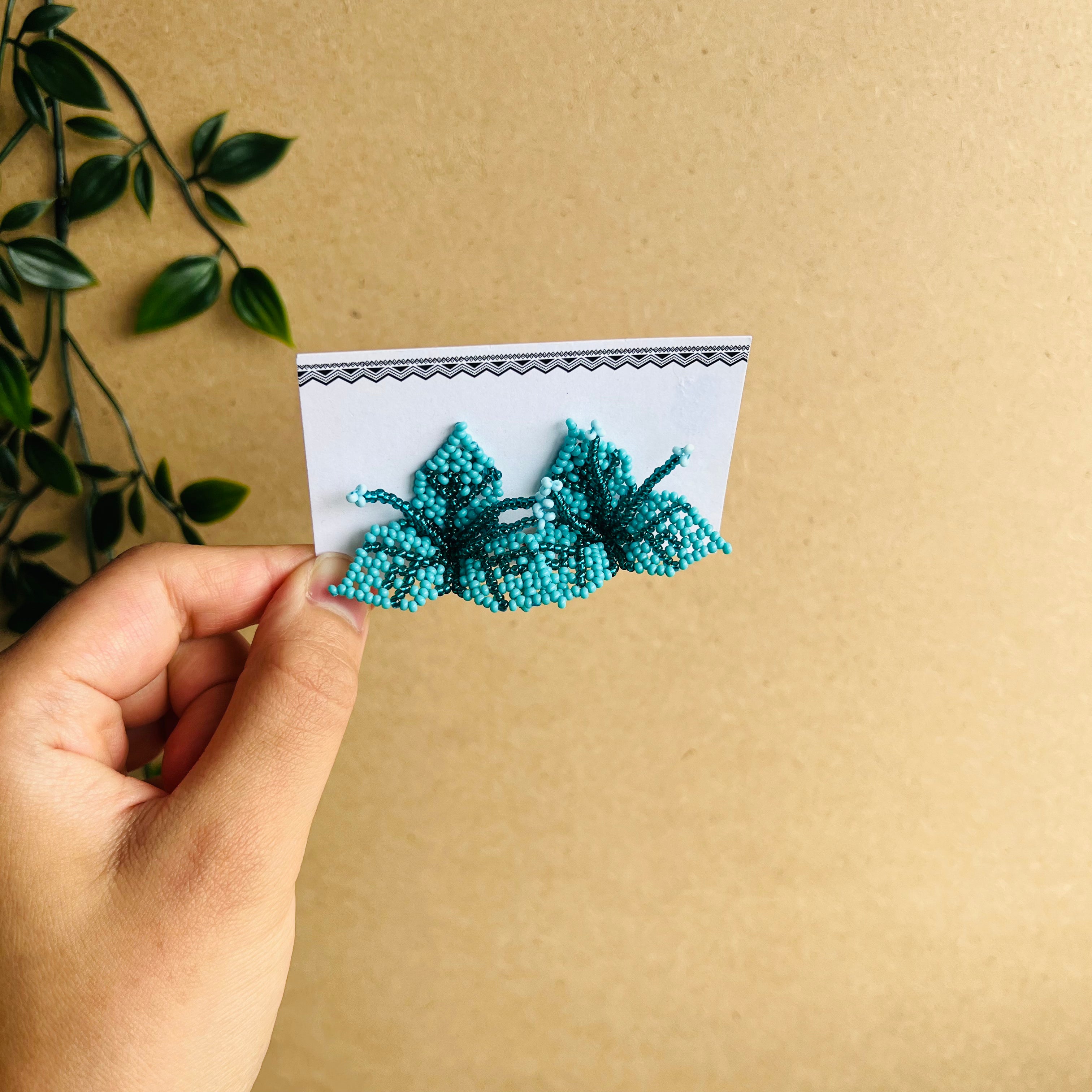 CLEARANCE | LEIA | 3 PETAL STUDS | TURQUOISE