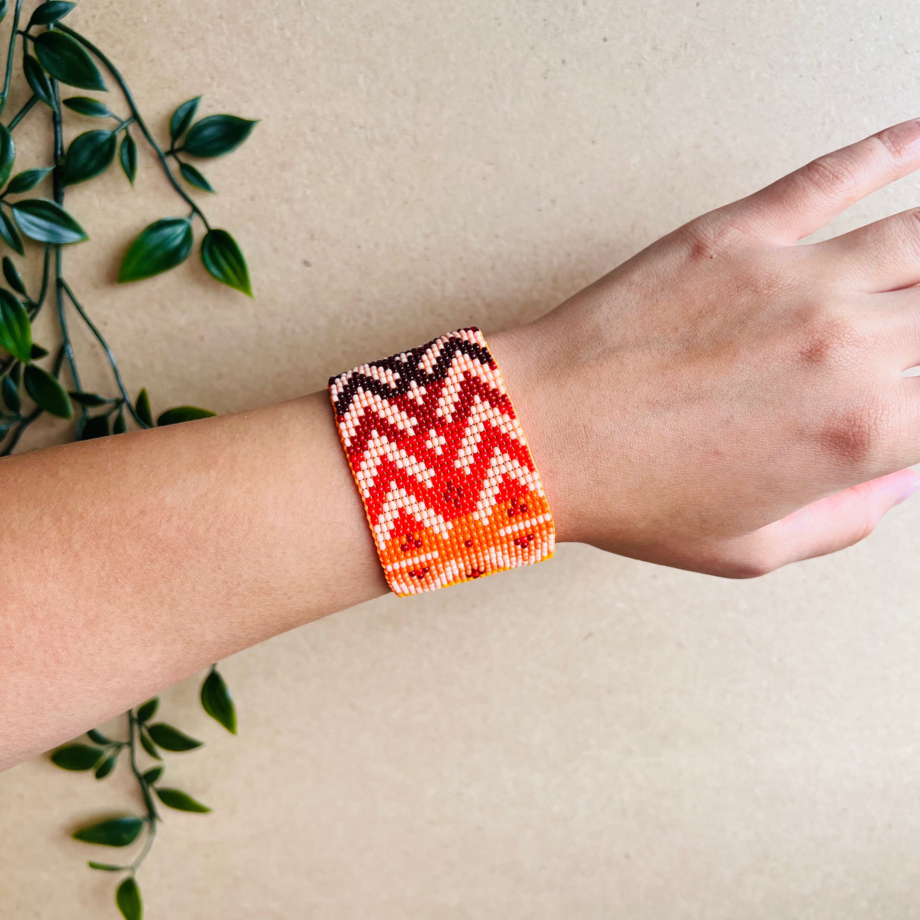 CLEARANCE | MYSTICA #02