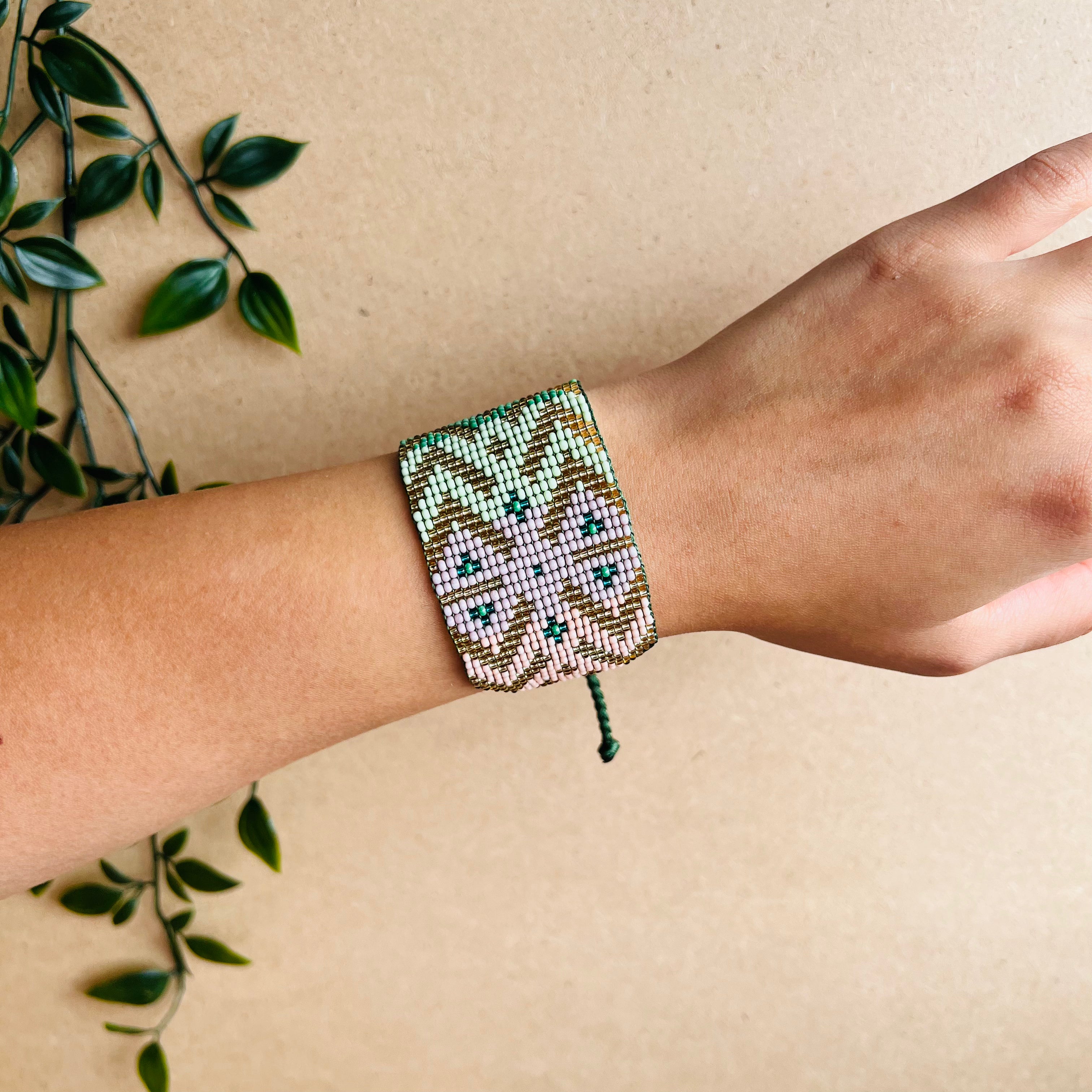 CLEARANCE | MYSTICA #03