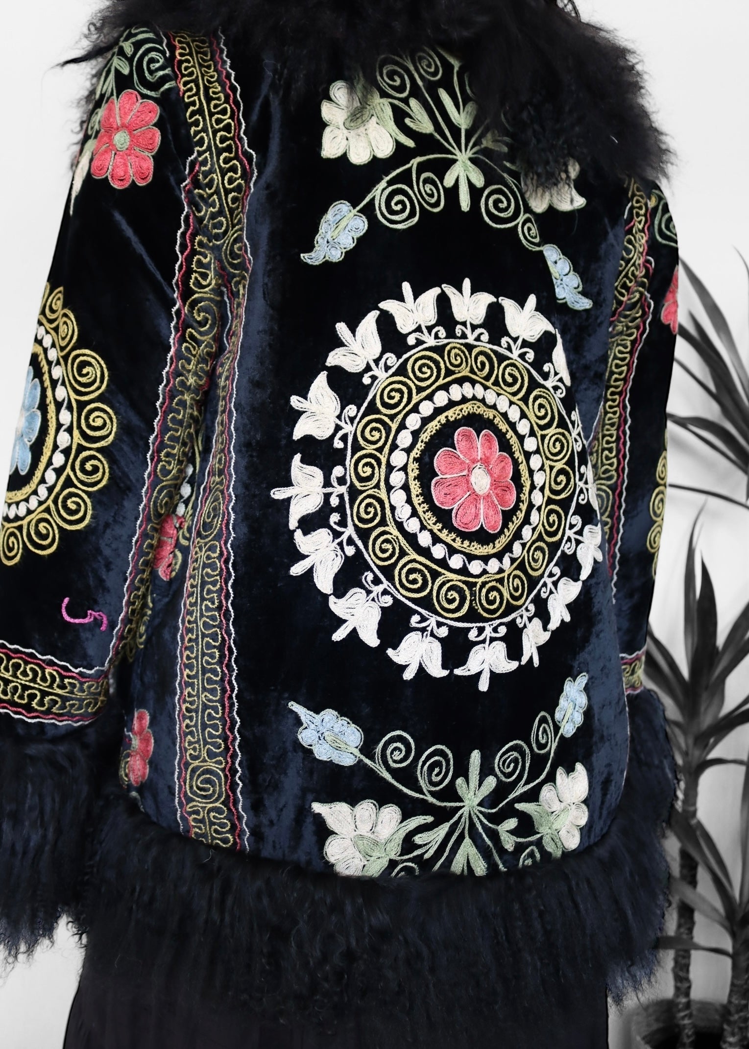 ALIYA #19 | L-XL | SUZANI SHORT COAT