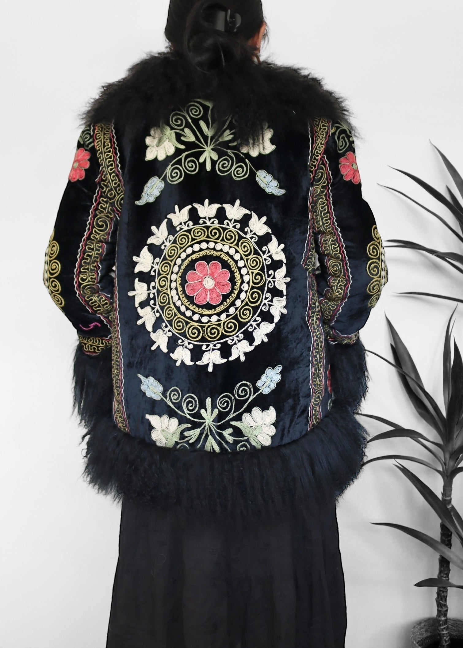 ALIYA #19 | L-XL | SUZANI SHORT COAT