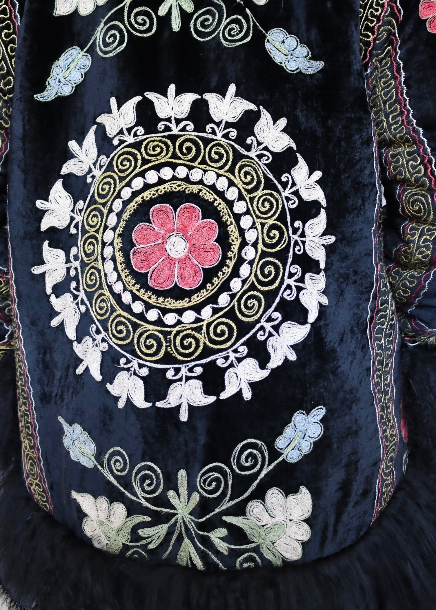 ALIYA #19 | L-XL | SUZANI SHORT COAT