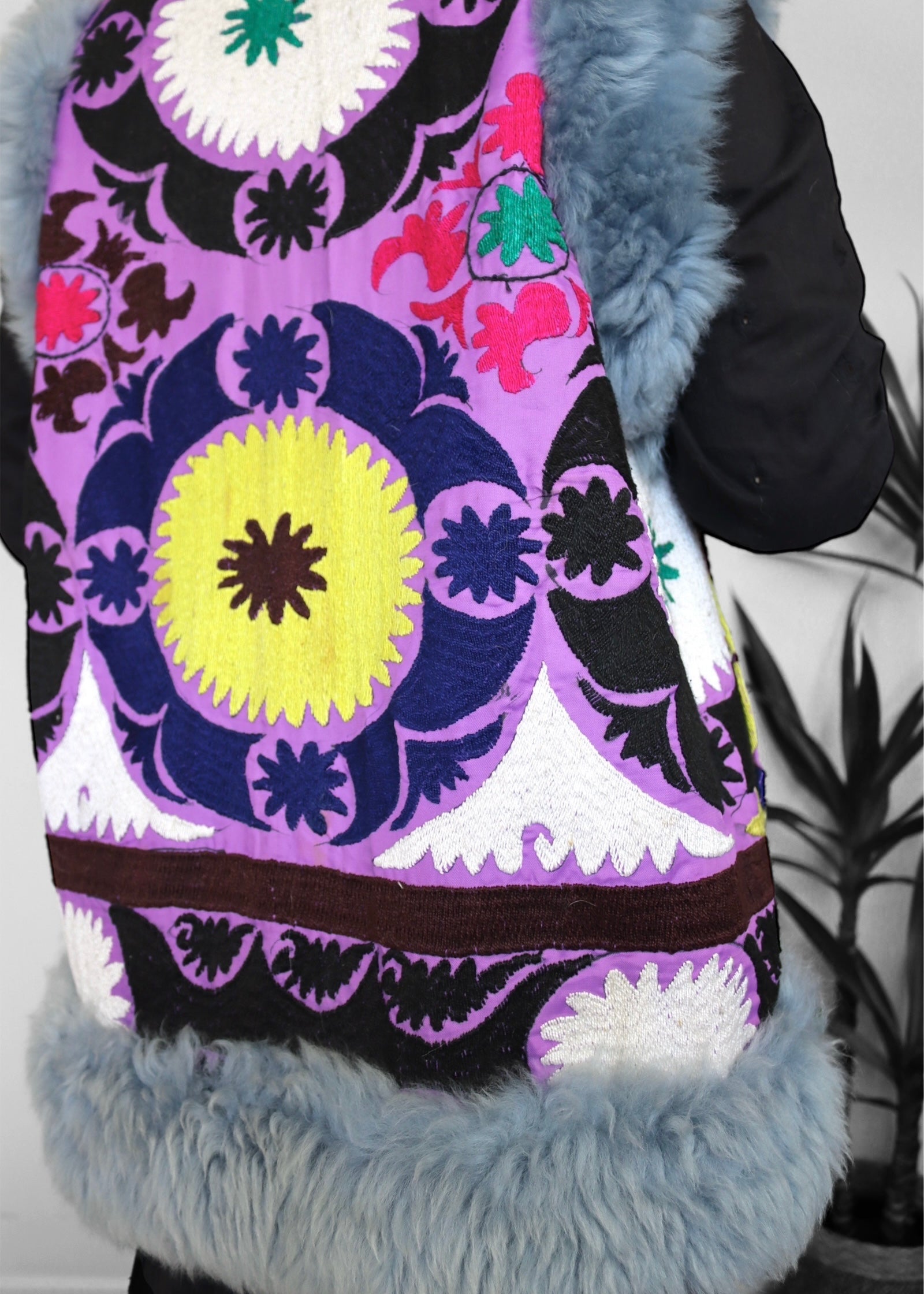 AYPATAM #14 | M-XL | SUZANI SHORT VEST