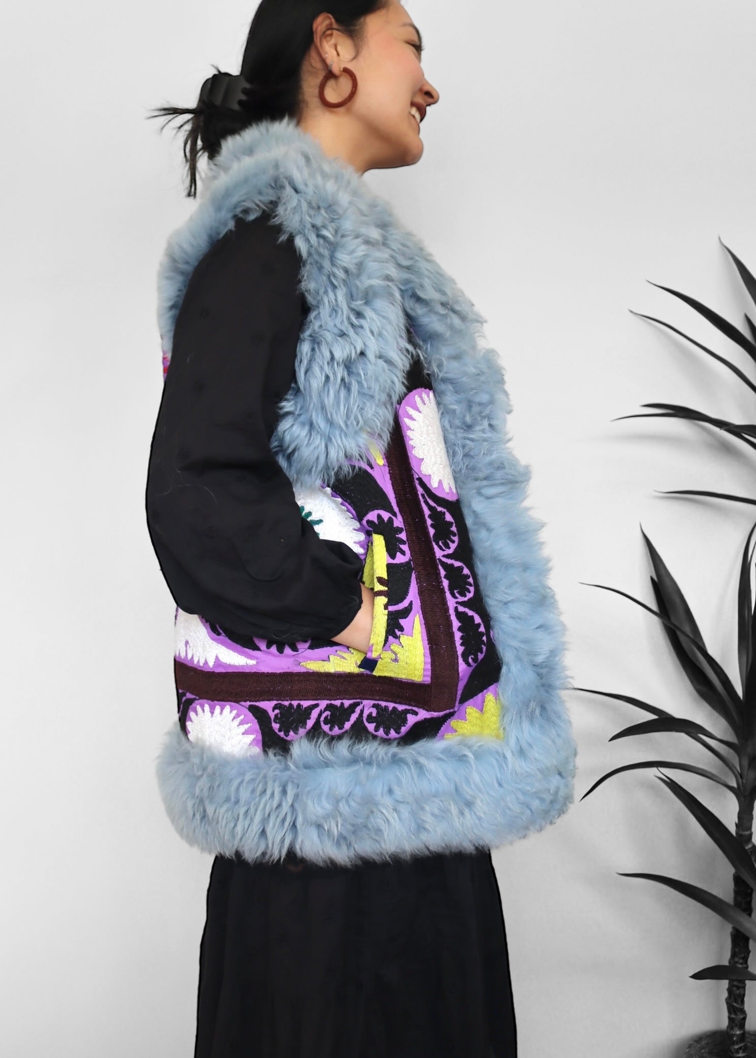 AYPATAM #14 | M-XL | SUZANI SHORT VEST