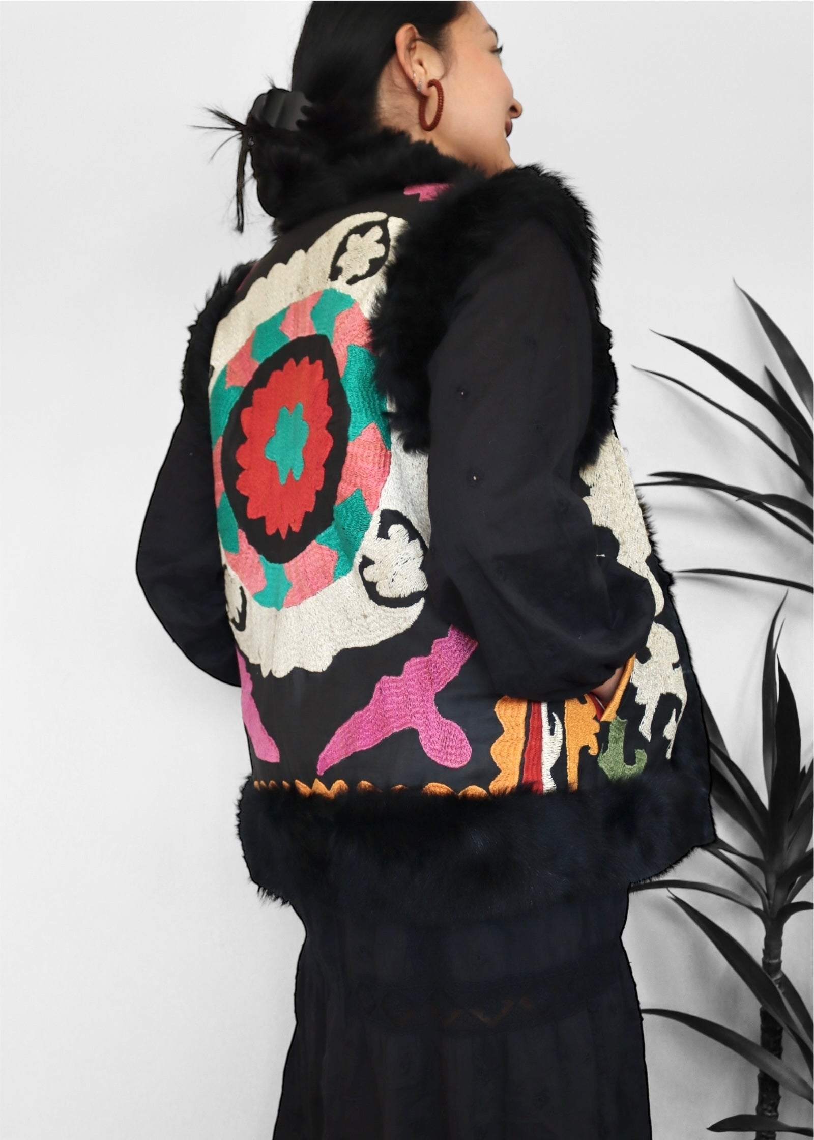 AYPATAM #15 | M-L | SUZANI SHORT VEST