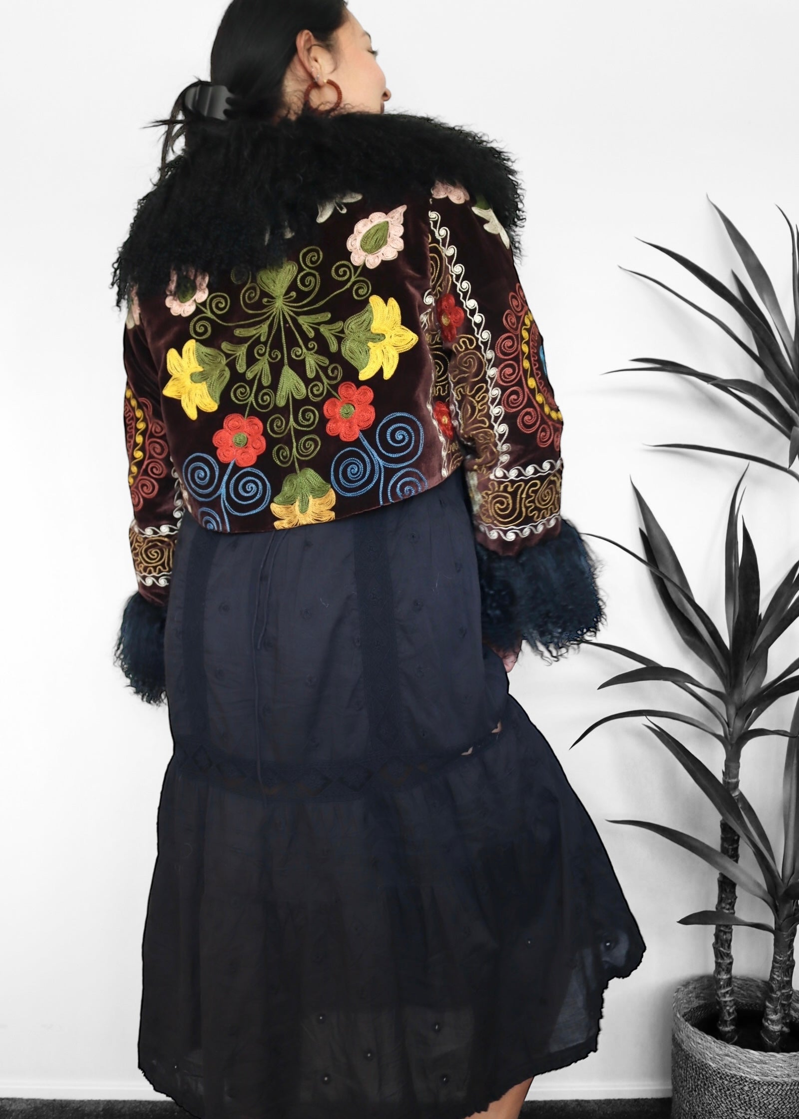 NUR #01 | L-XL | SUZANI CROPPED COAT