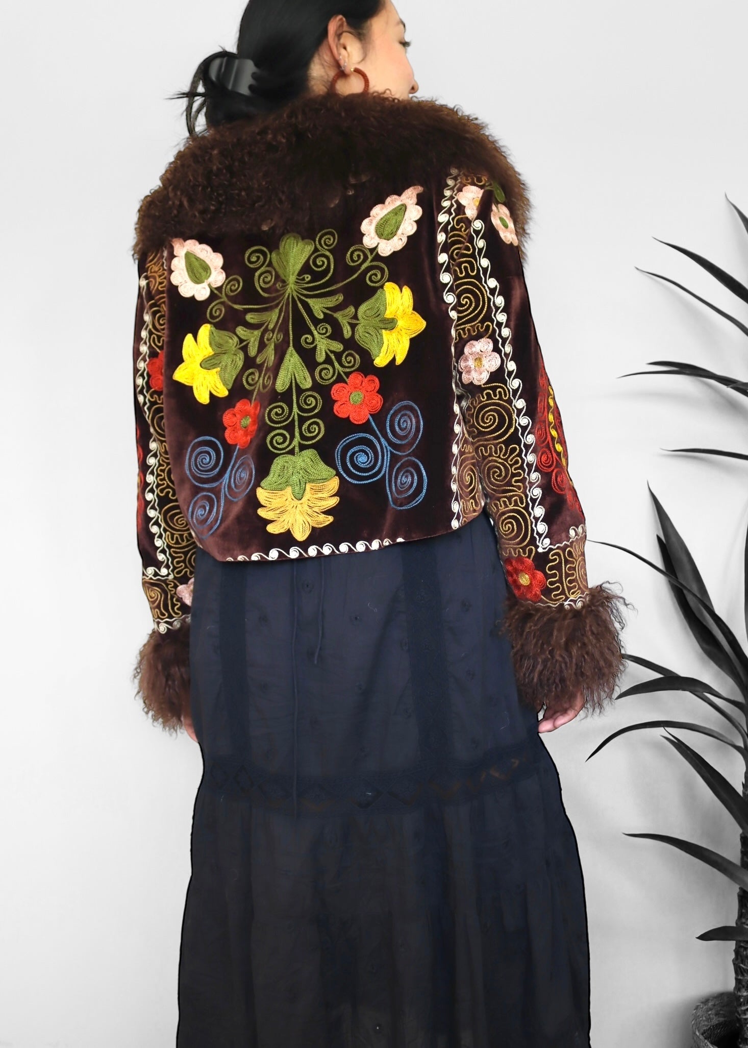 NUR #01 | L-XL | SUZANI CROPPED COAT