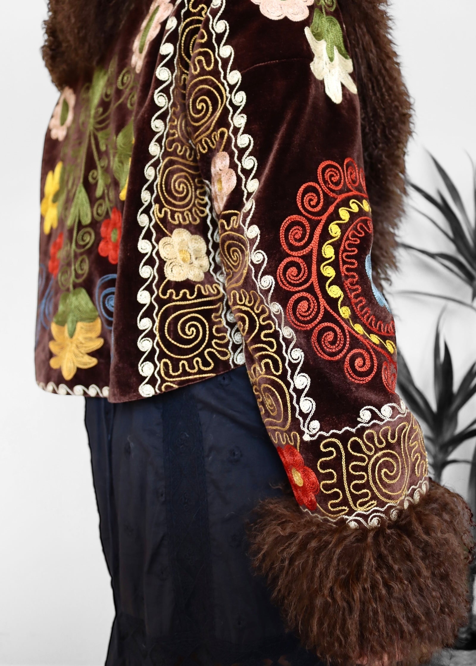 NUR #01 | L-XL | SUZANI CROPPED COAT