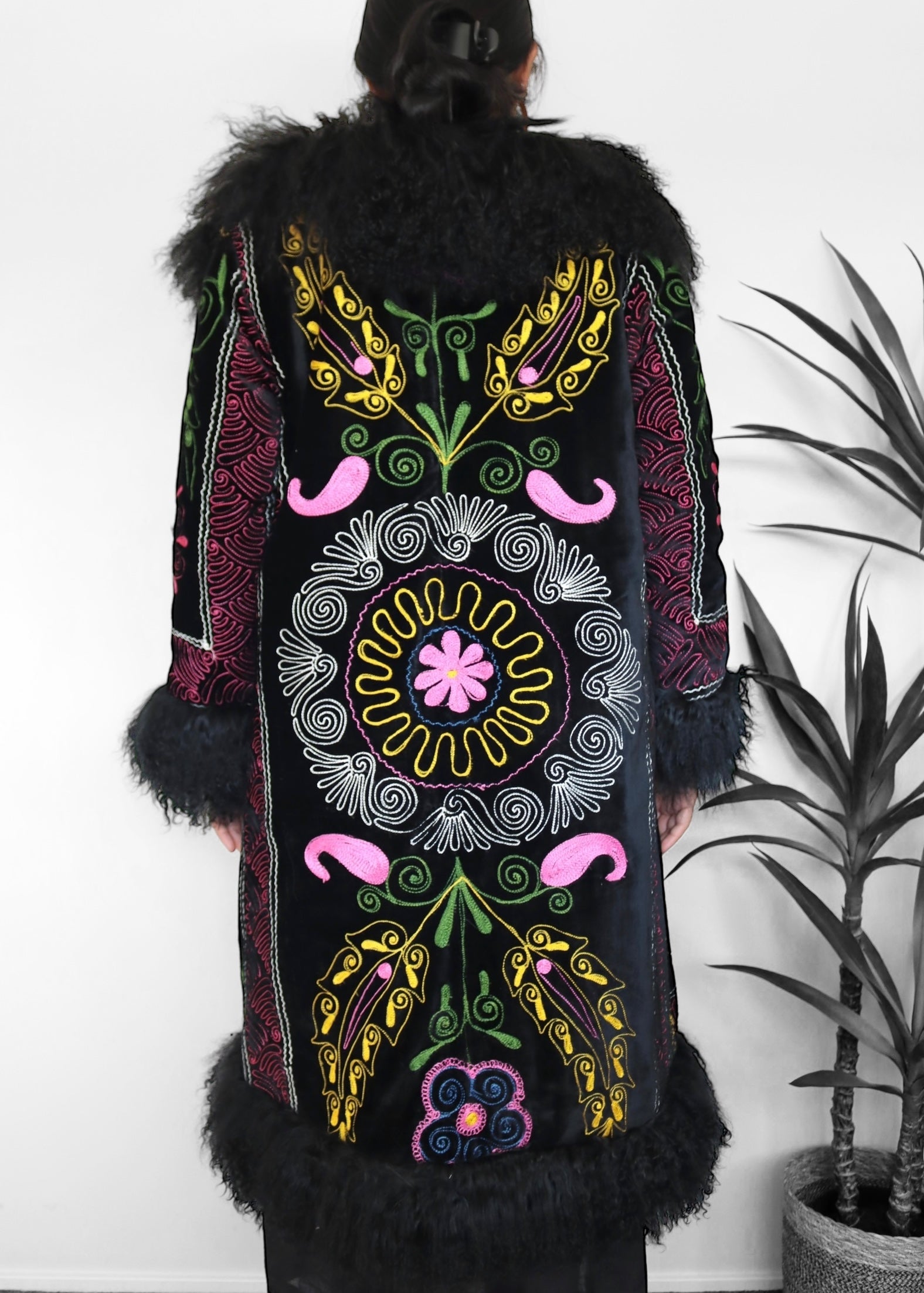 RABIYA #30 | L | SUZANI LONG COAT