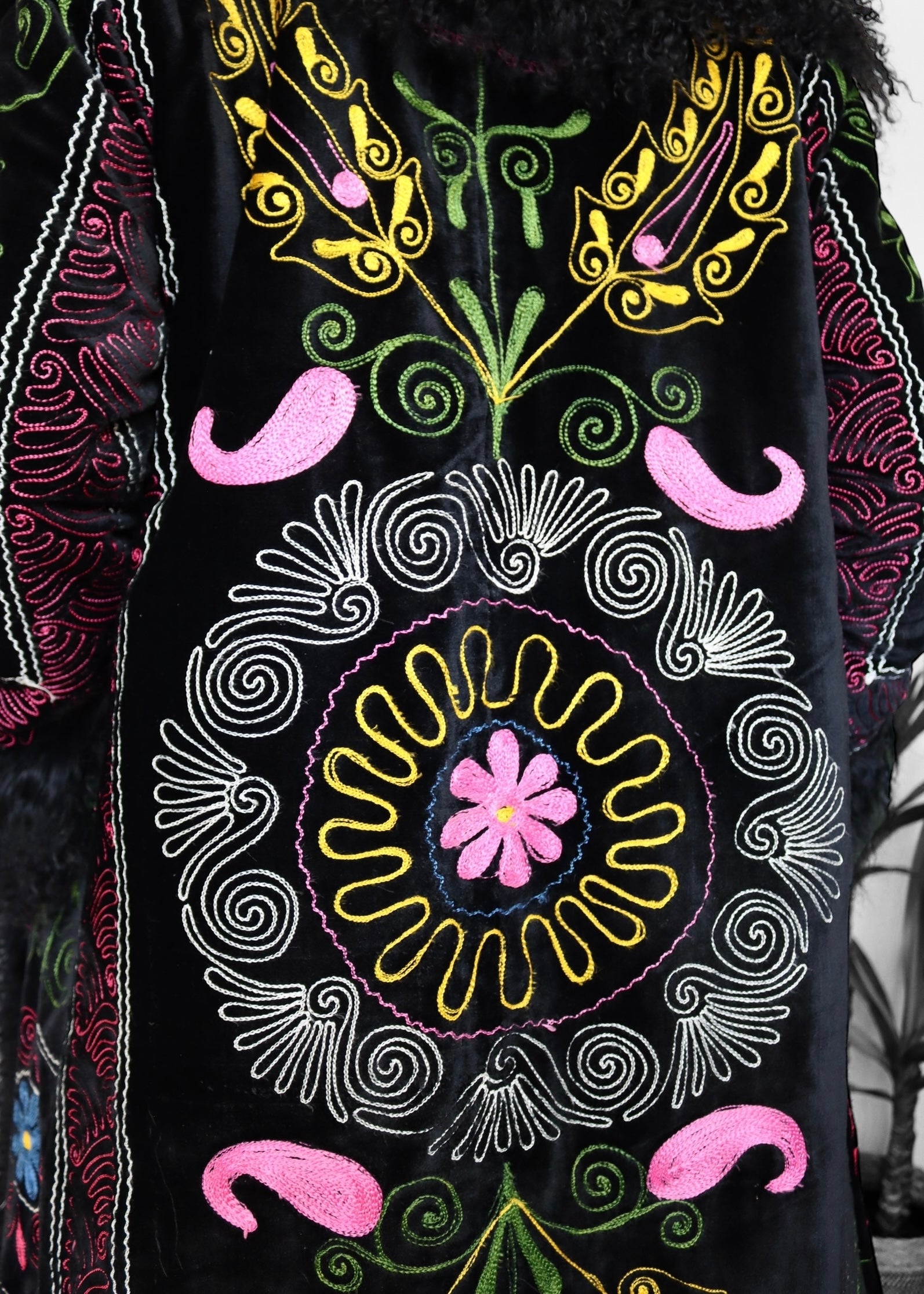 RABIYA #30 | L | SUZANI LONG COAT