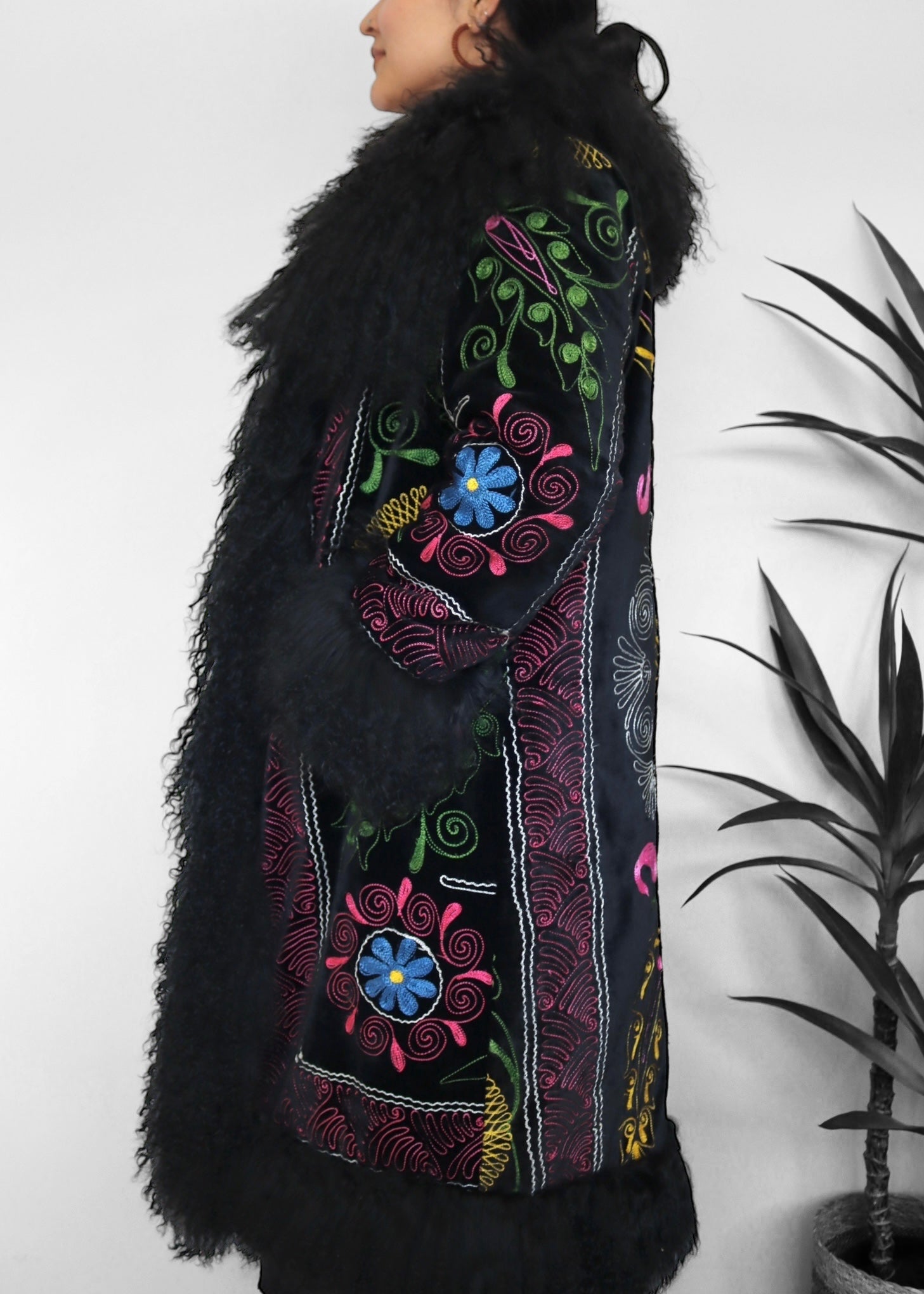 RABIYA #30 | L | SUZANI LONG COAT