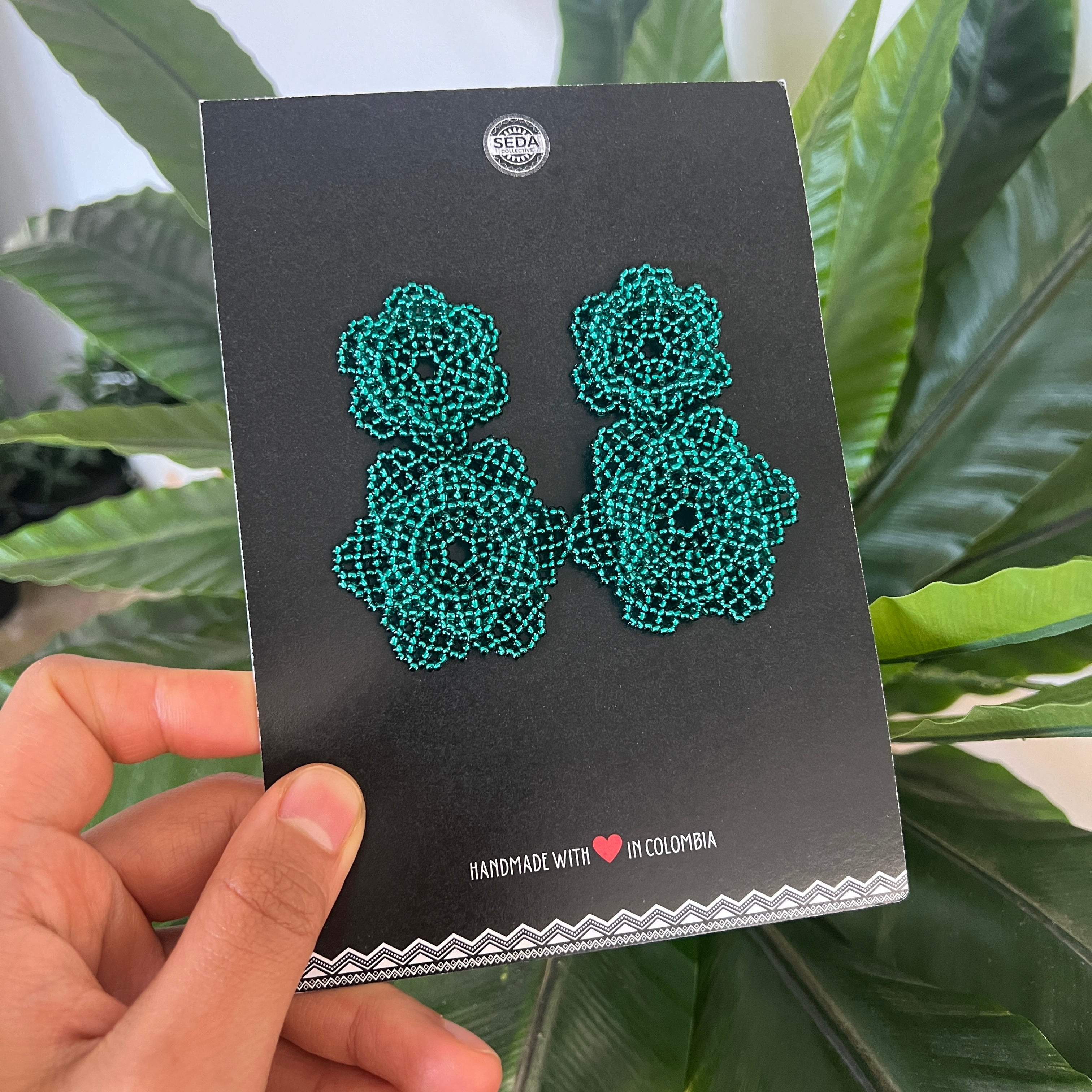 ARCHIVE | VERA | DOUBLE FLOWER | EMERALD