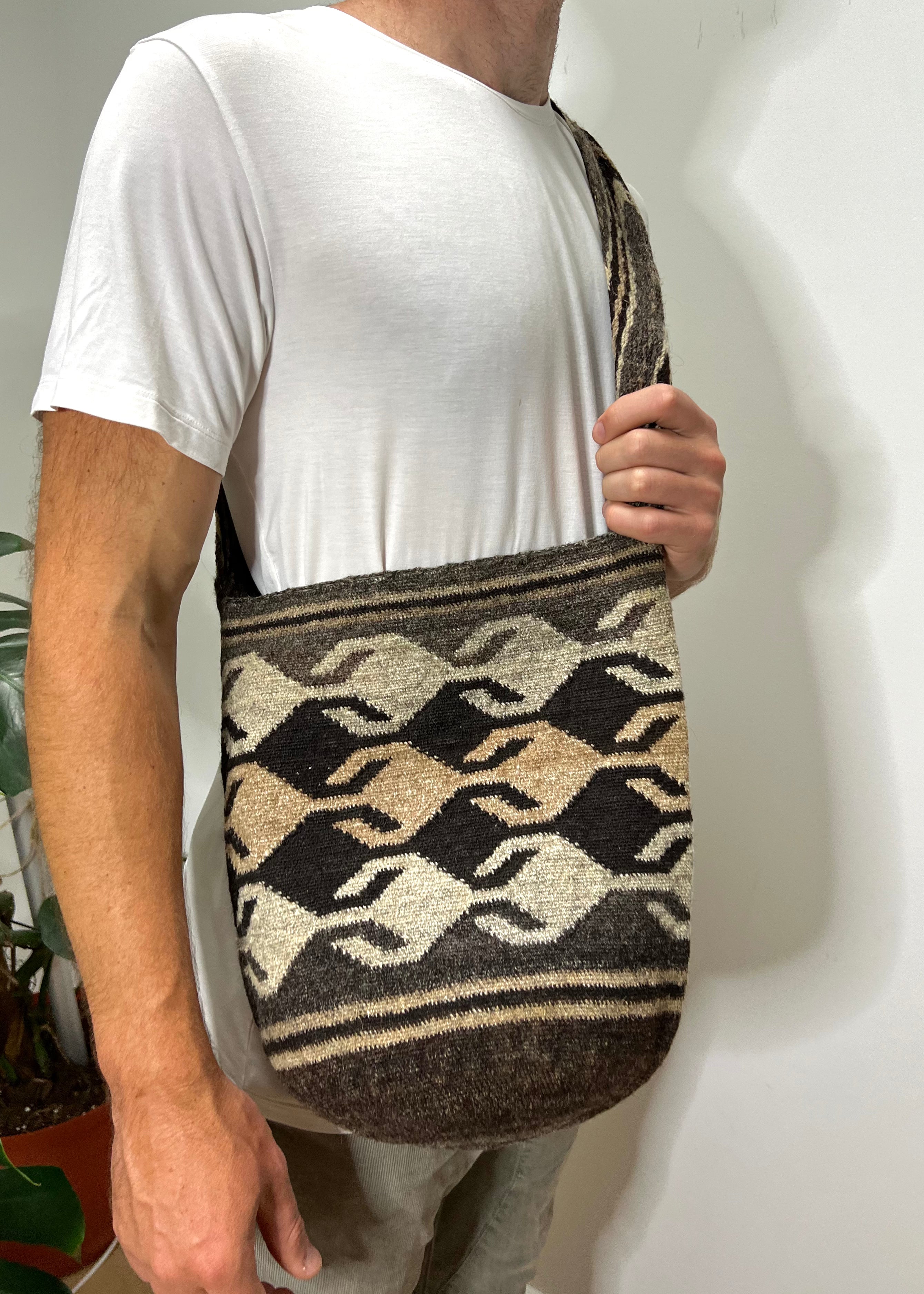 HOJAS | LARGE | ARHUACA MOCHILA #130