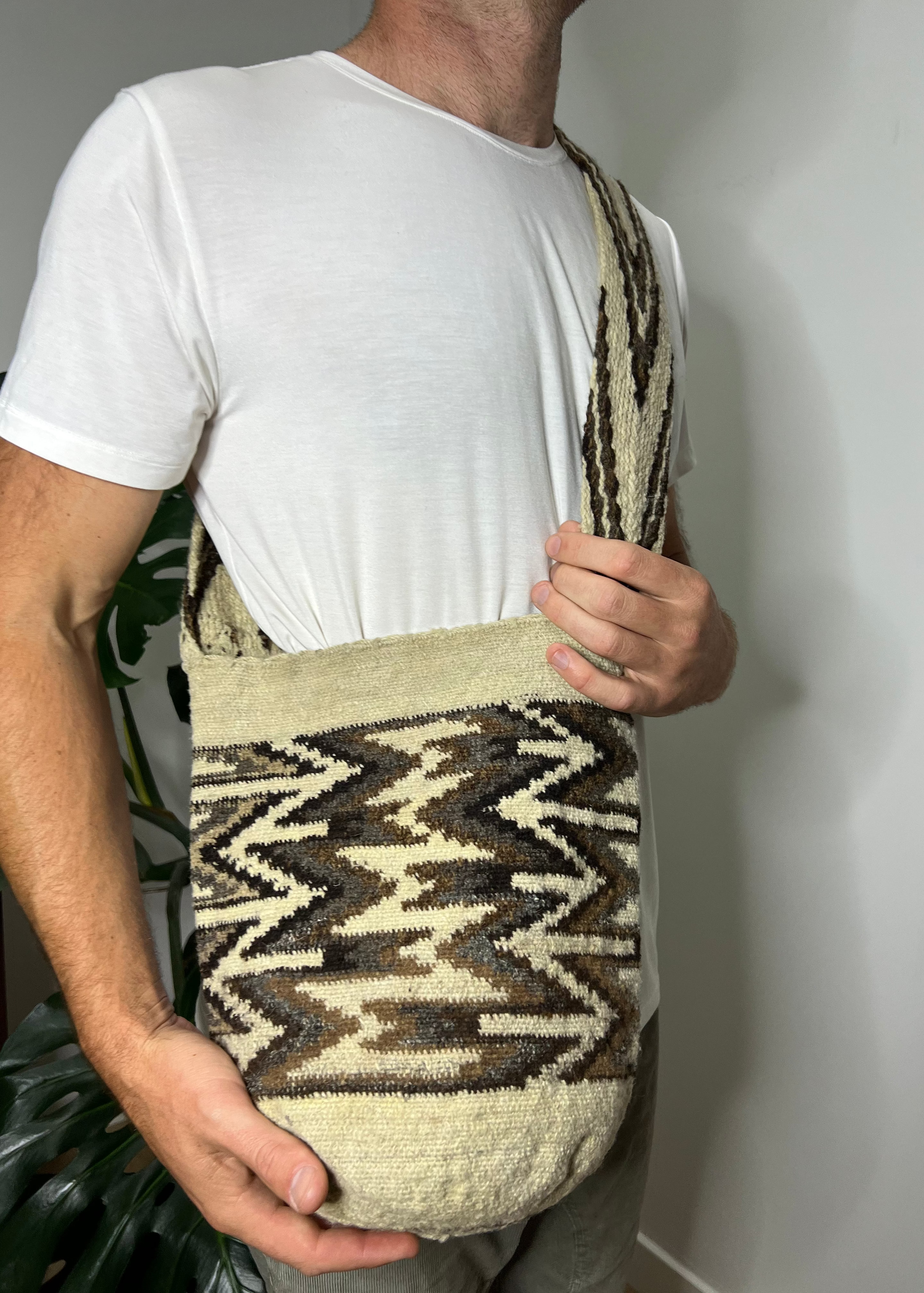 PUNDWA | LARGE | ARHUACA MOCHILA #180