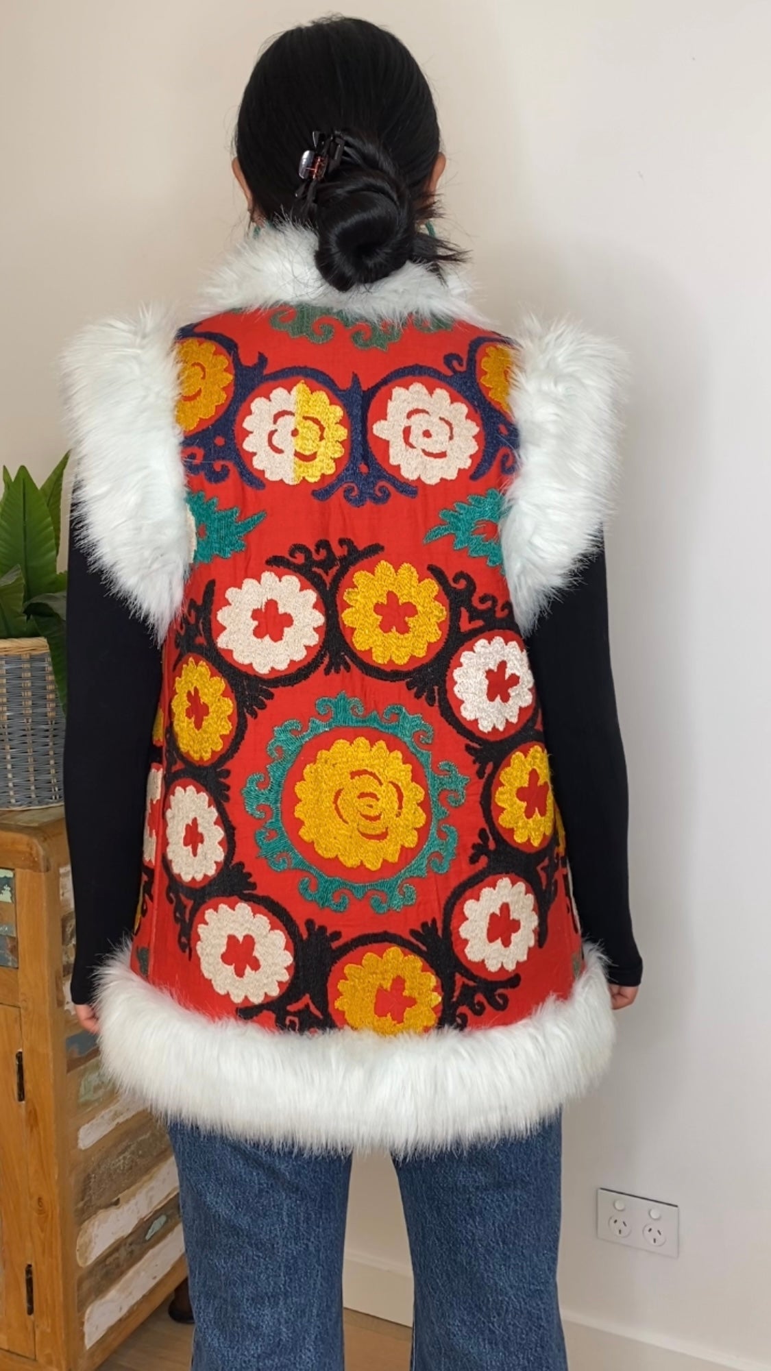 ARCHIVE | SAMPLE SUZANI VEST #1 | S-M