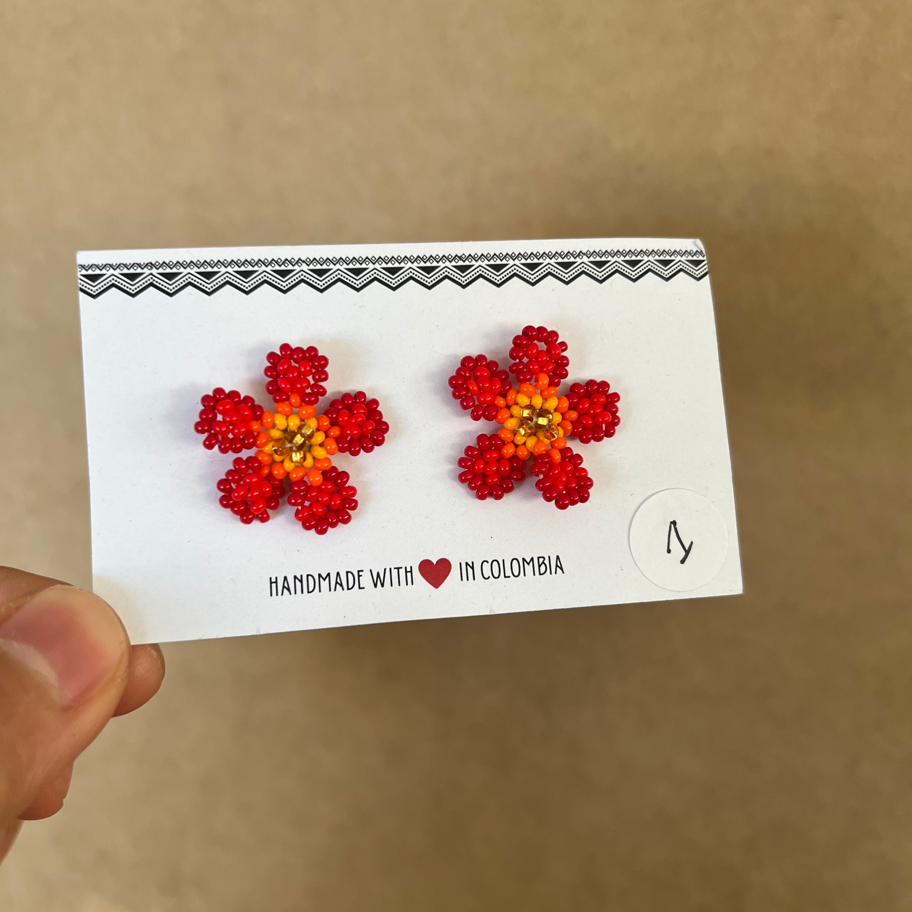 OUTLET | WILDFLOWER STUDS #7