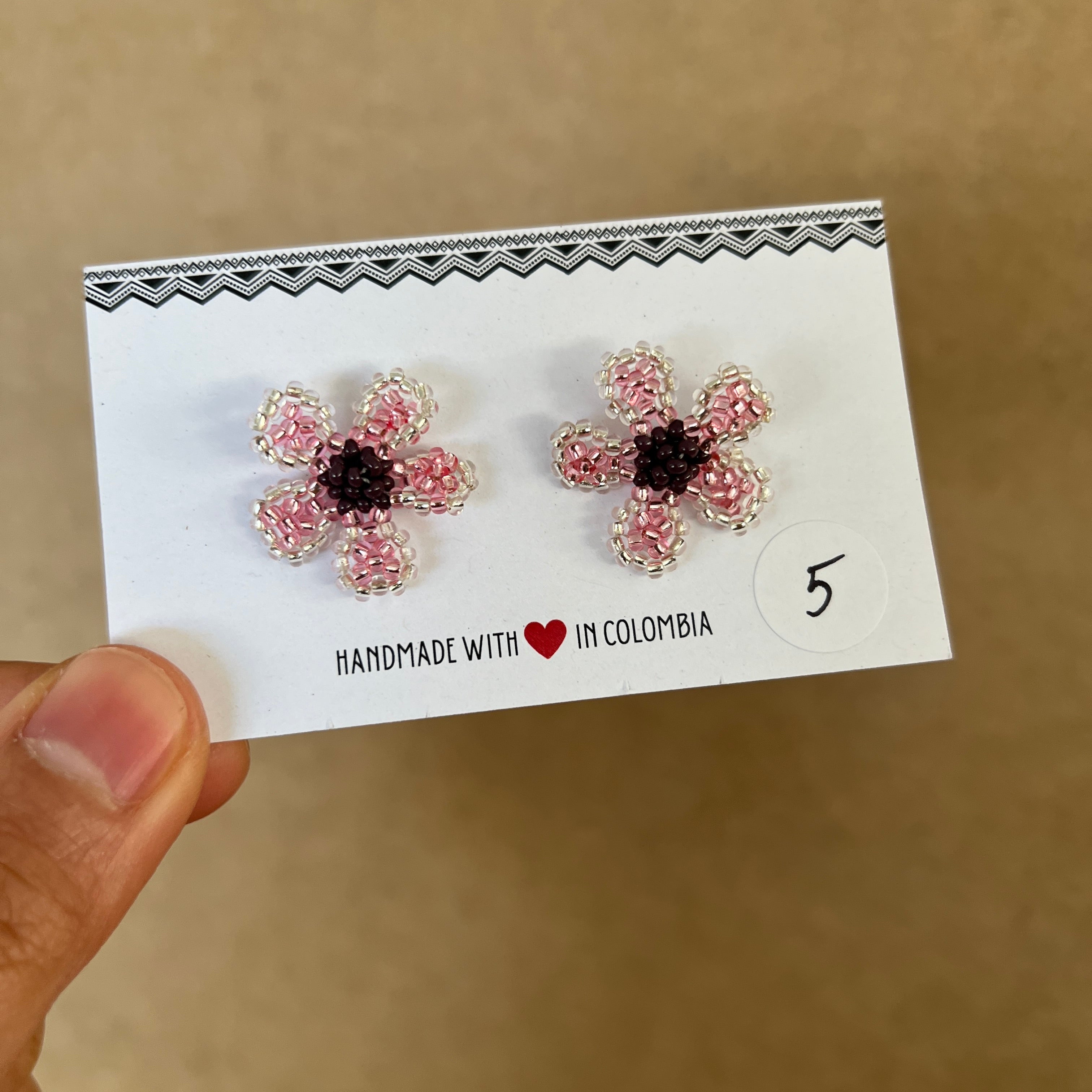 OUTLET | WILDFLOWER STUDS #20