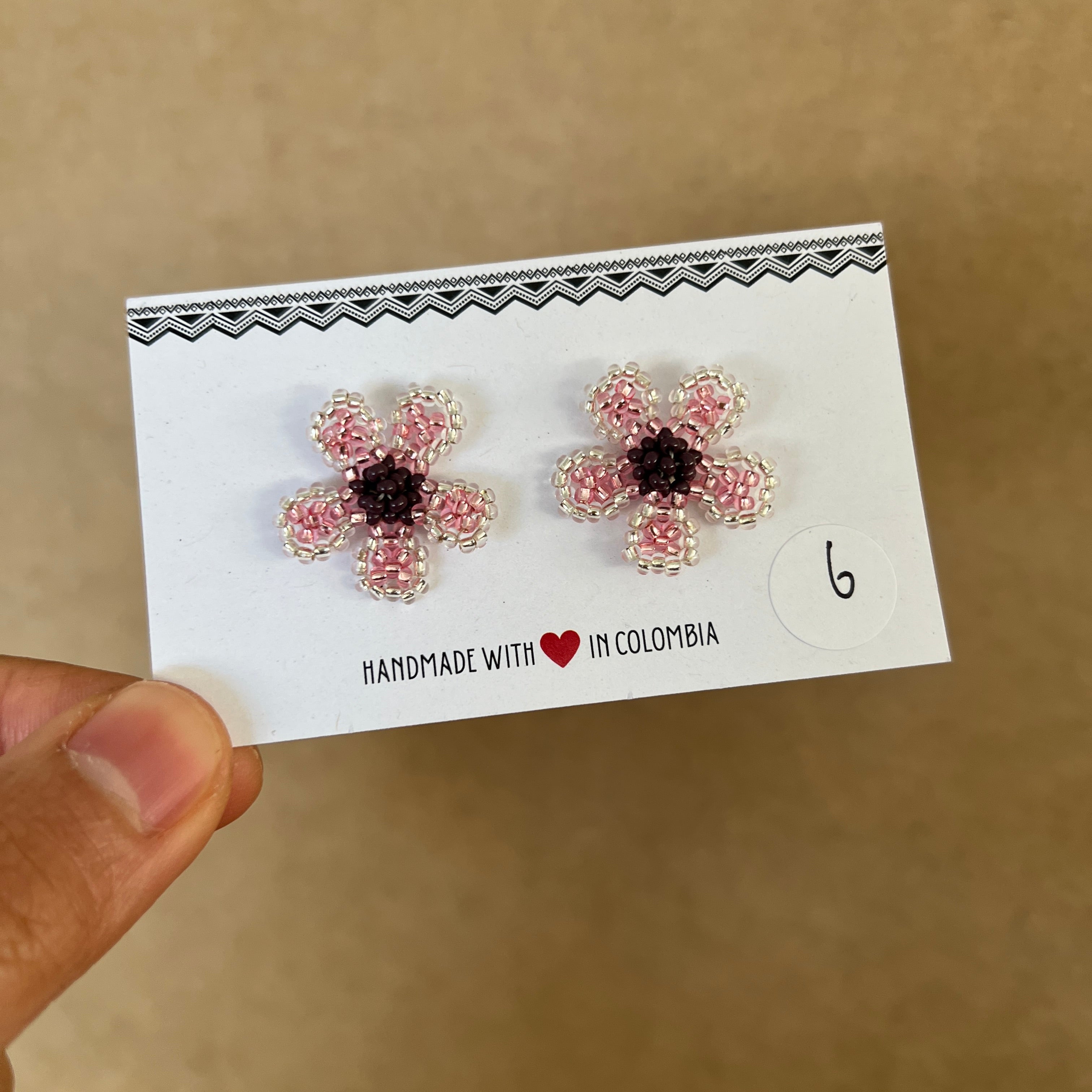 OUTLET | WILDFLOWER STUDS #20