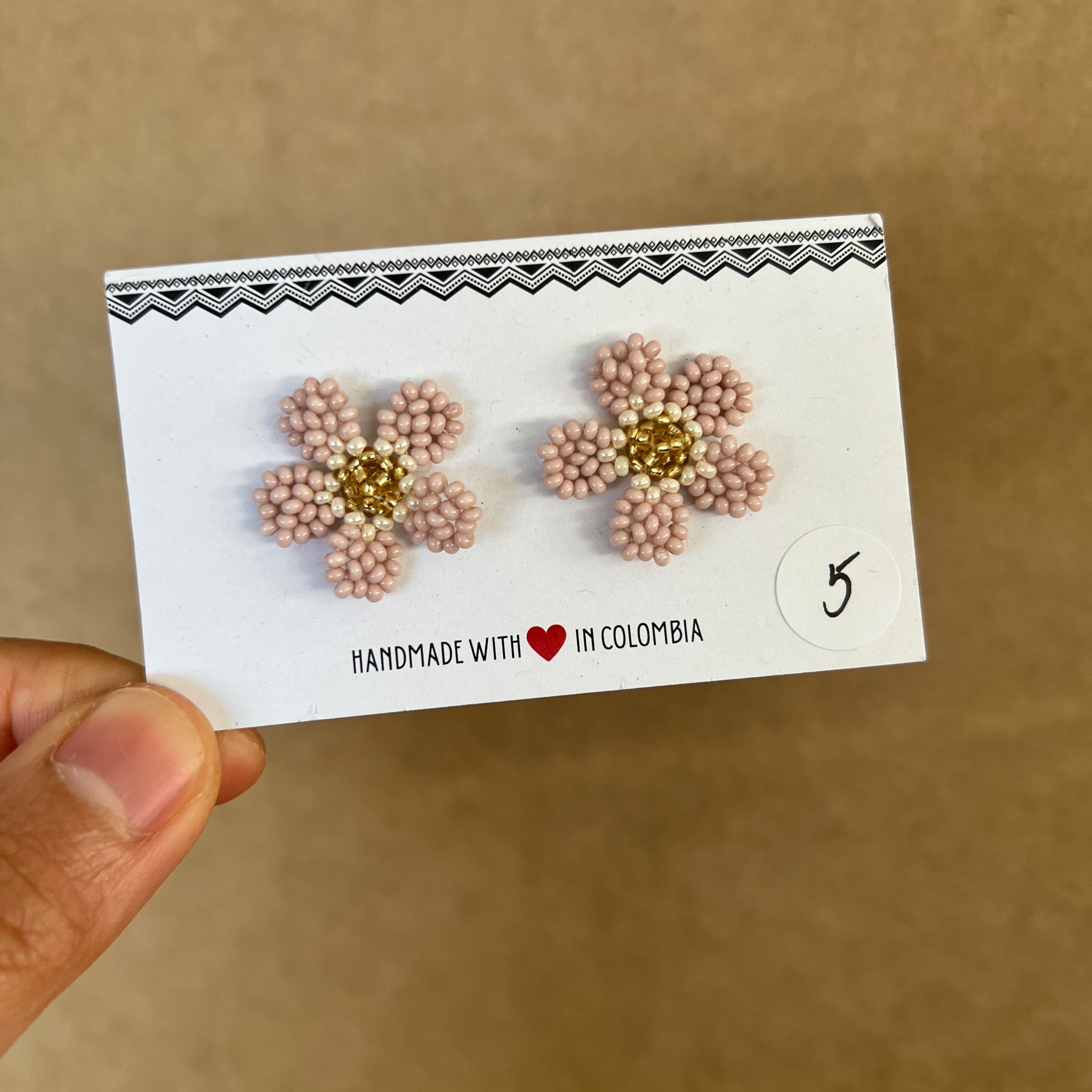 OUTLET | WILDFLOWER STUDS #6