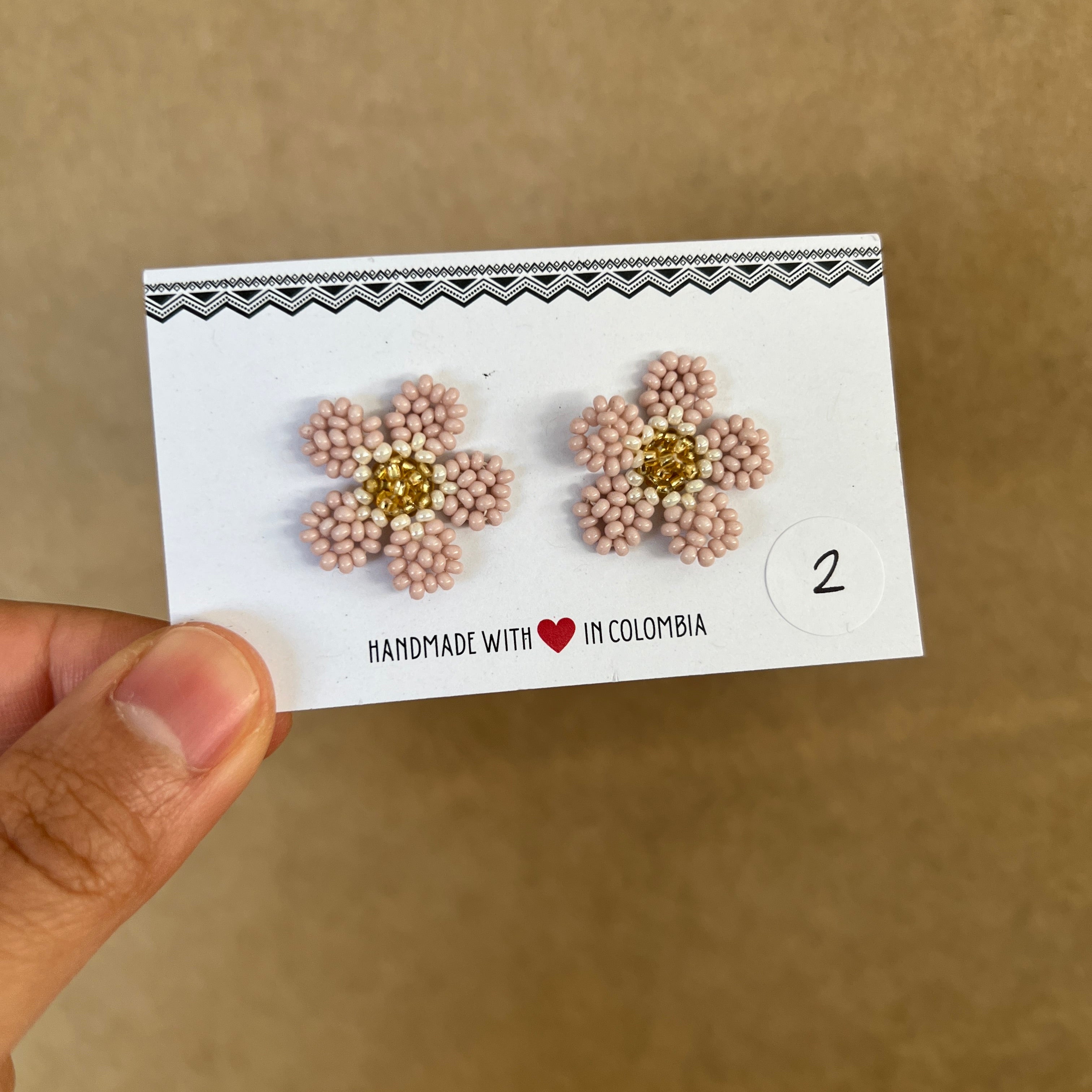 OUTLET | WILDFLOWER STUDS #6