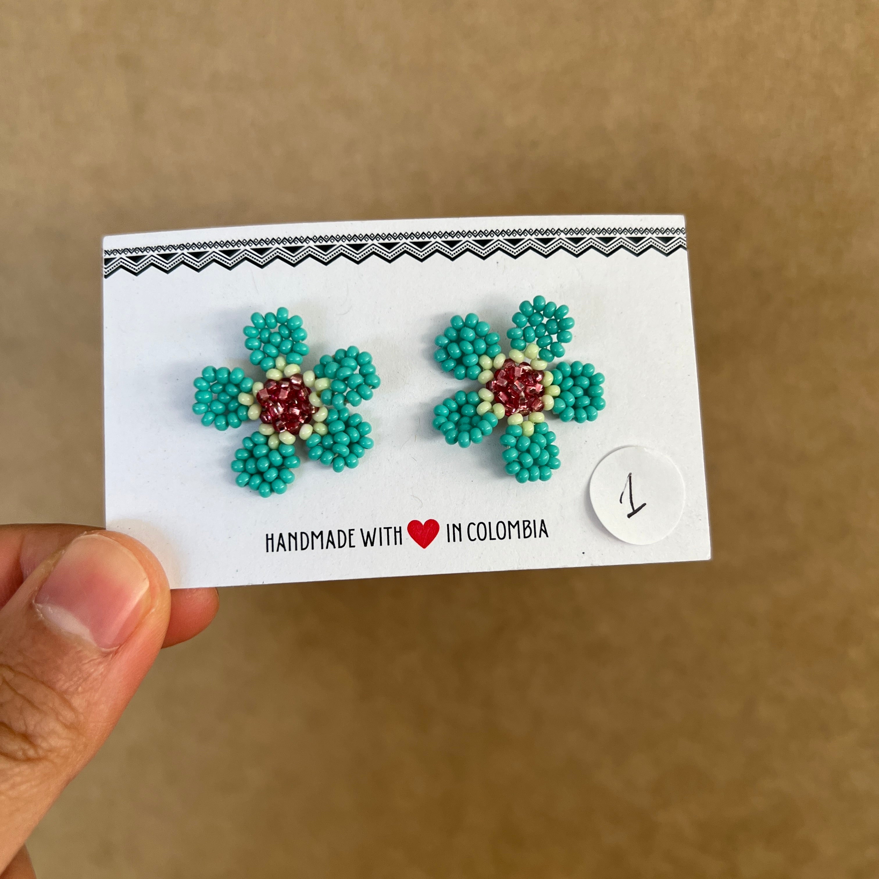 OUTLET | WILDFLOWER STUDS #16