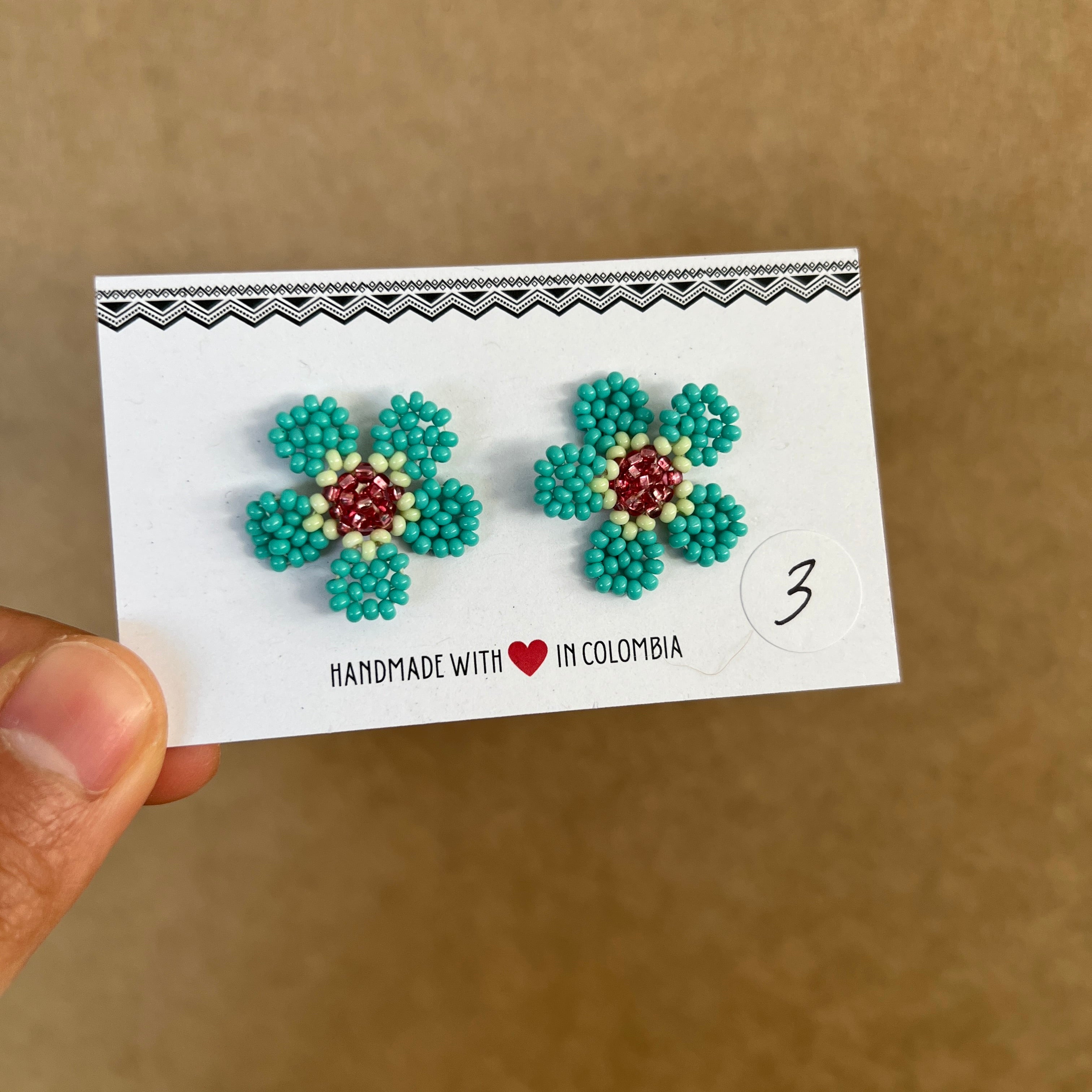OUTLET | WILDFLOWER STUDS #16