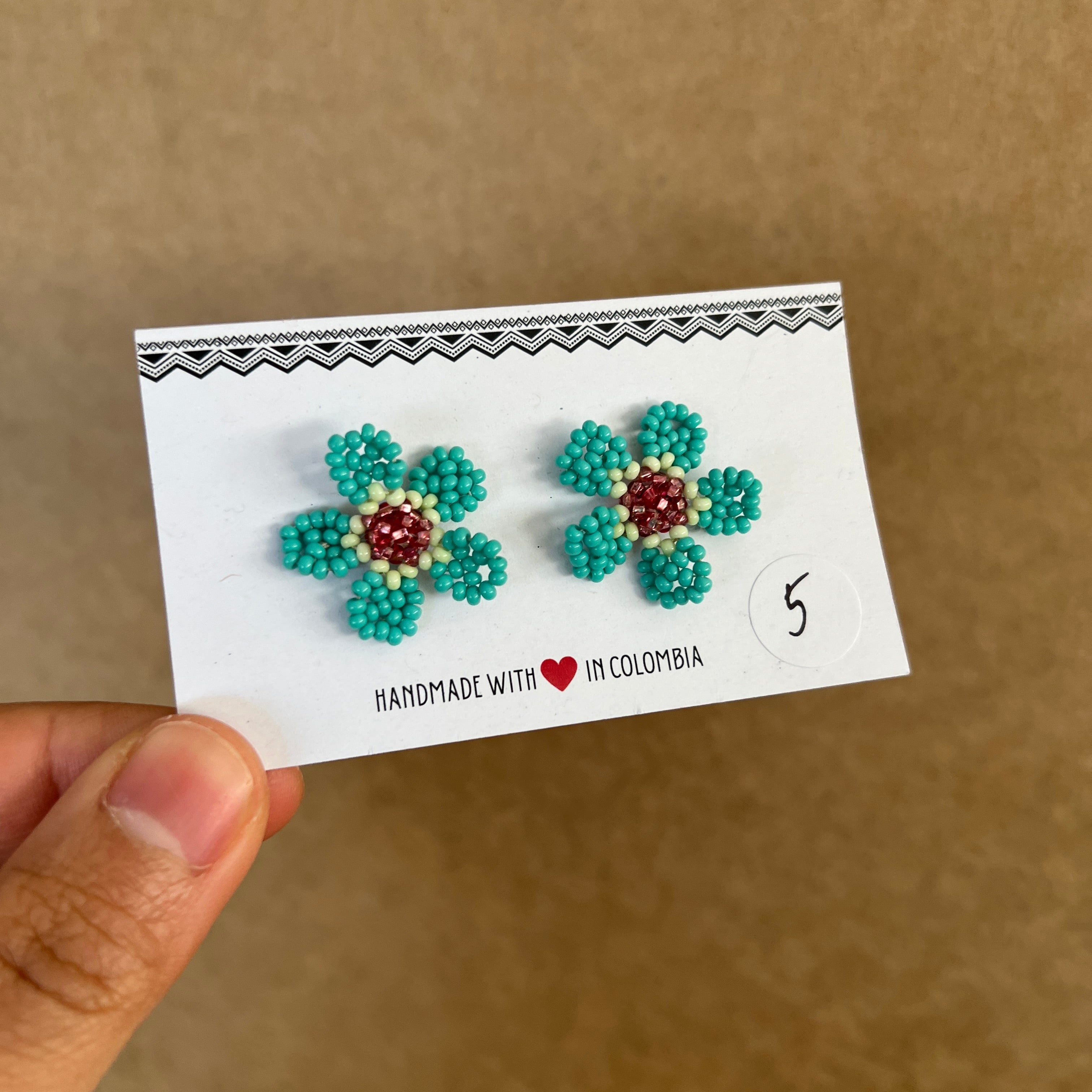 OUTLET | WILDFLOWER STUDS #16