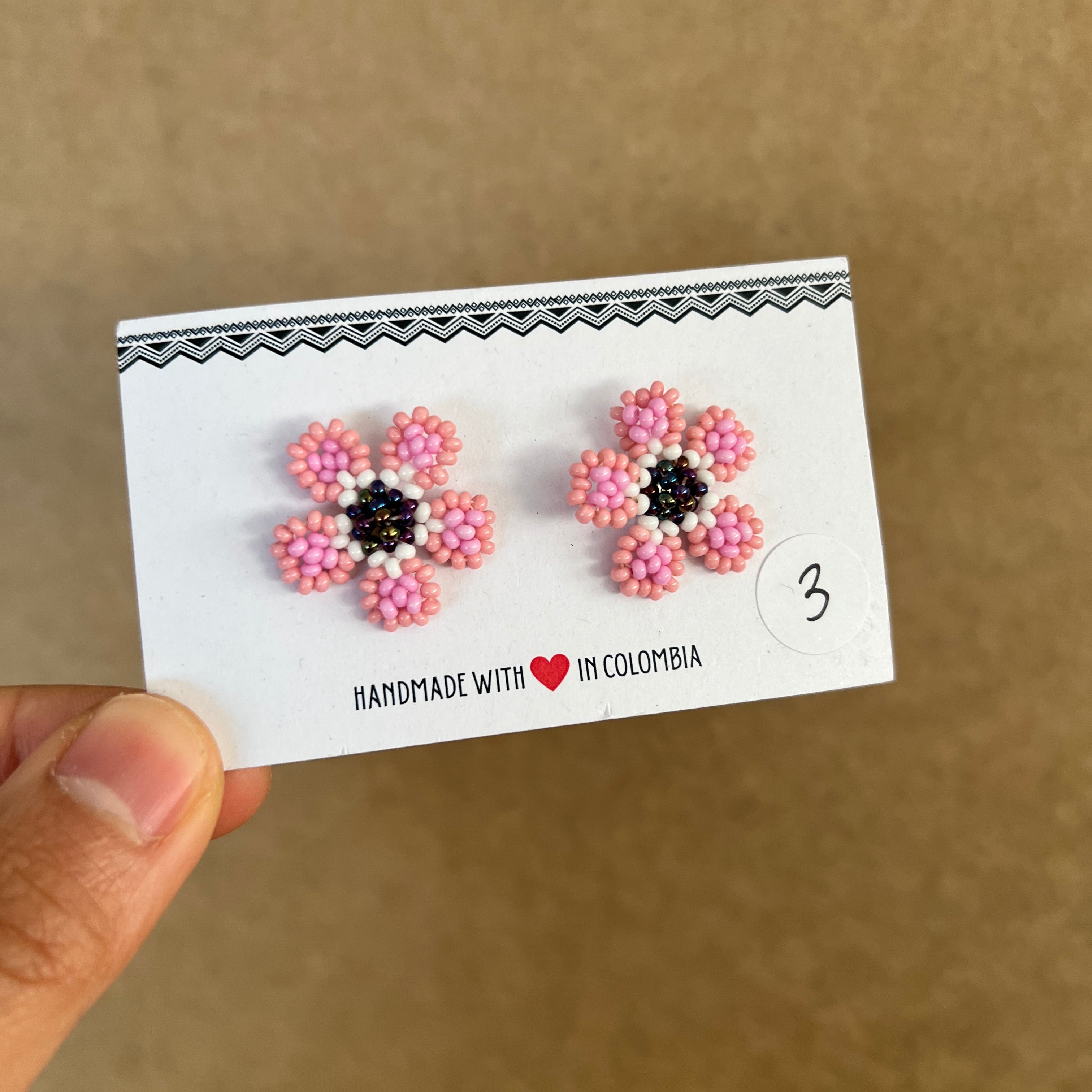 OUTLET | WILDFLOWER STUDS #11