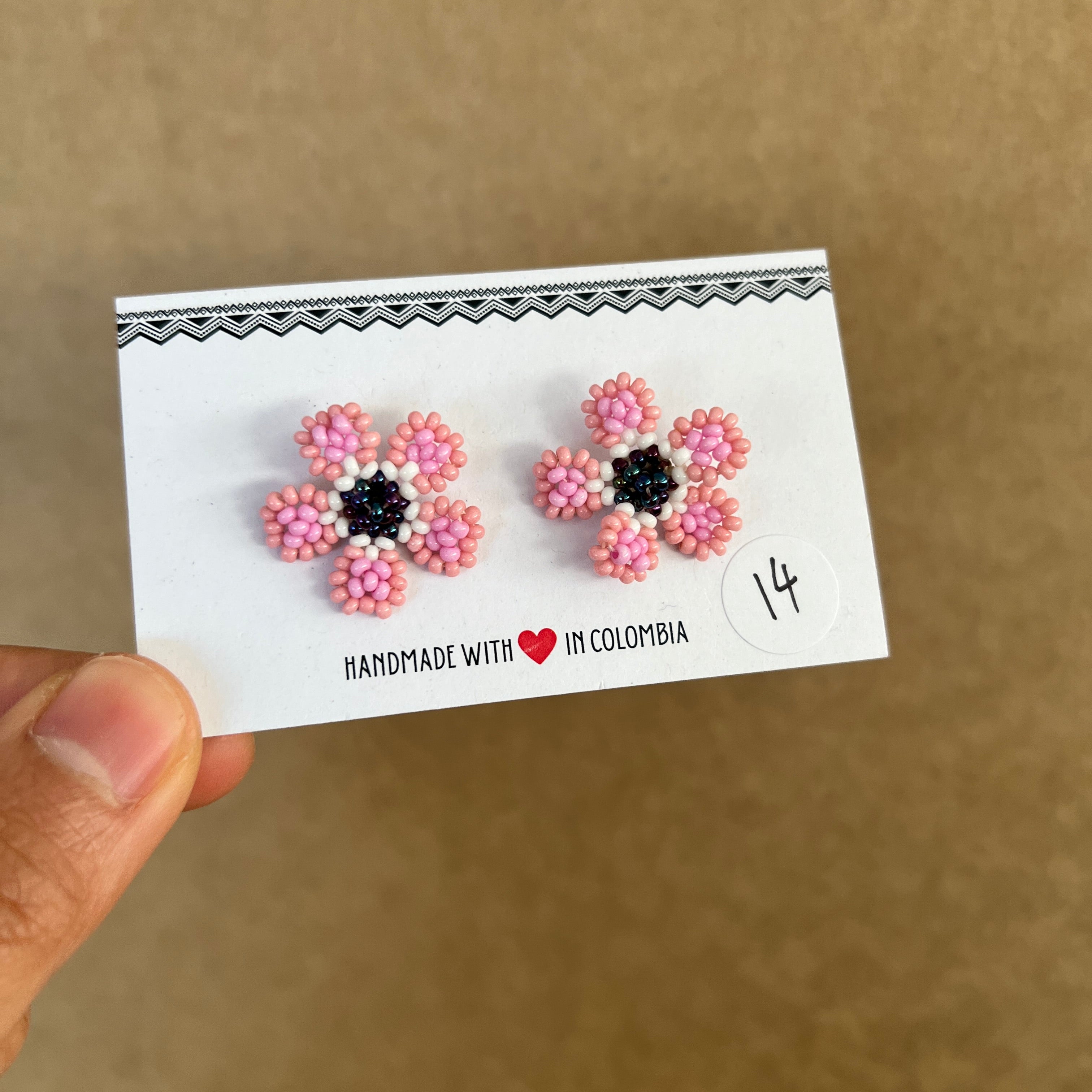OUTLET | WILDFLOWER STUDS #11