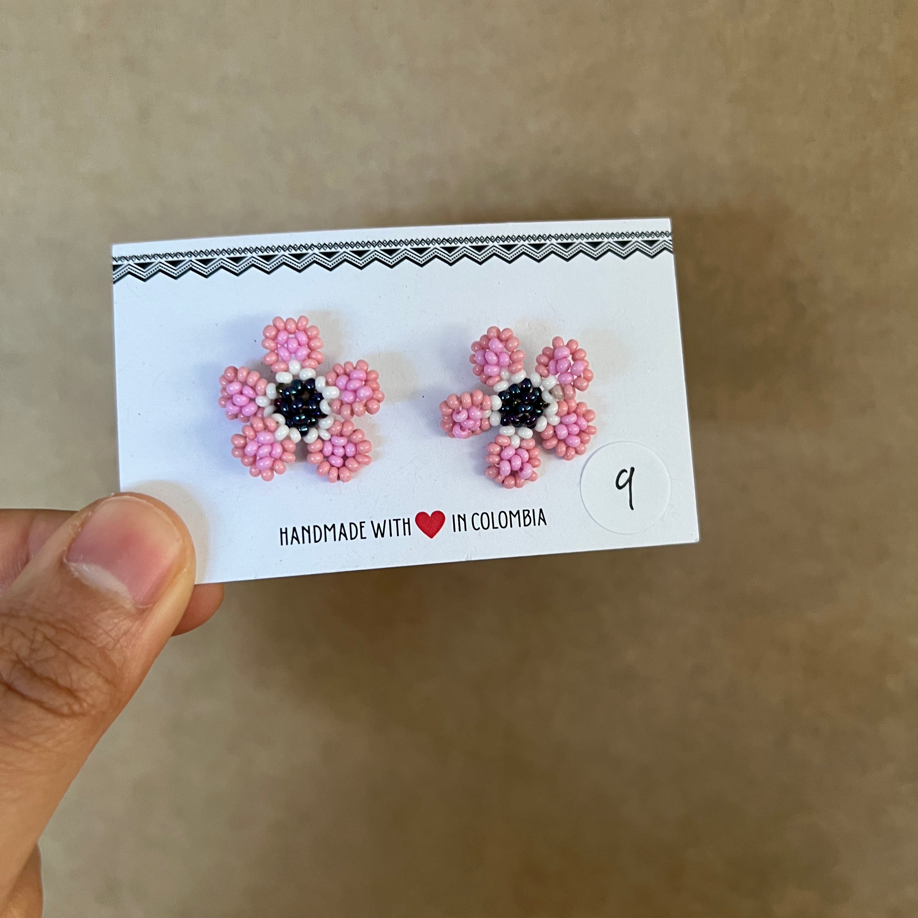 OUTLET | WILDFLOWER STUDS #11