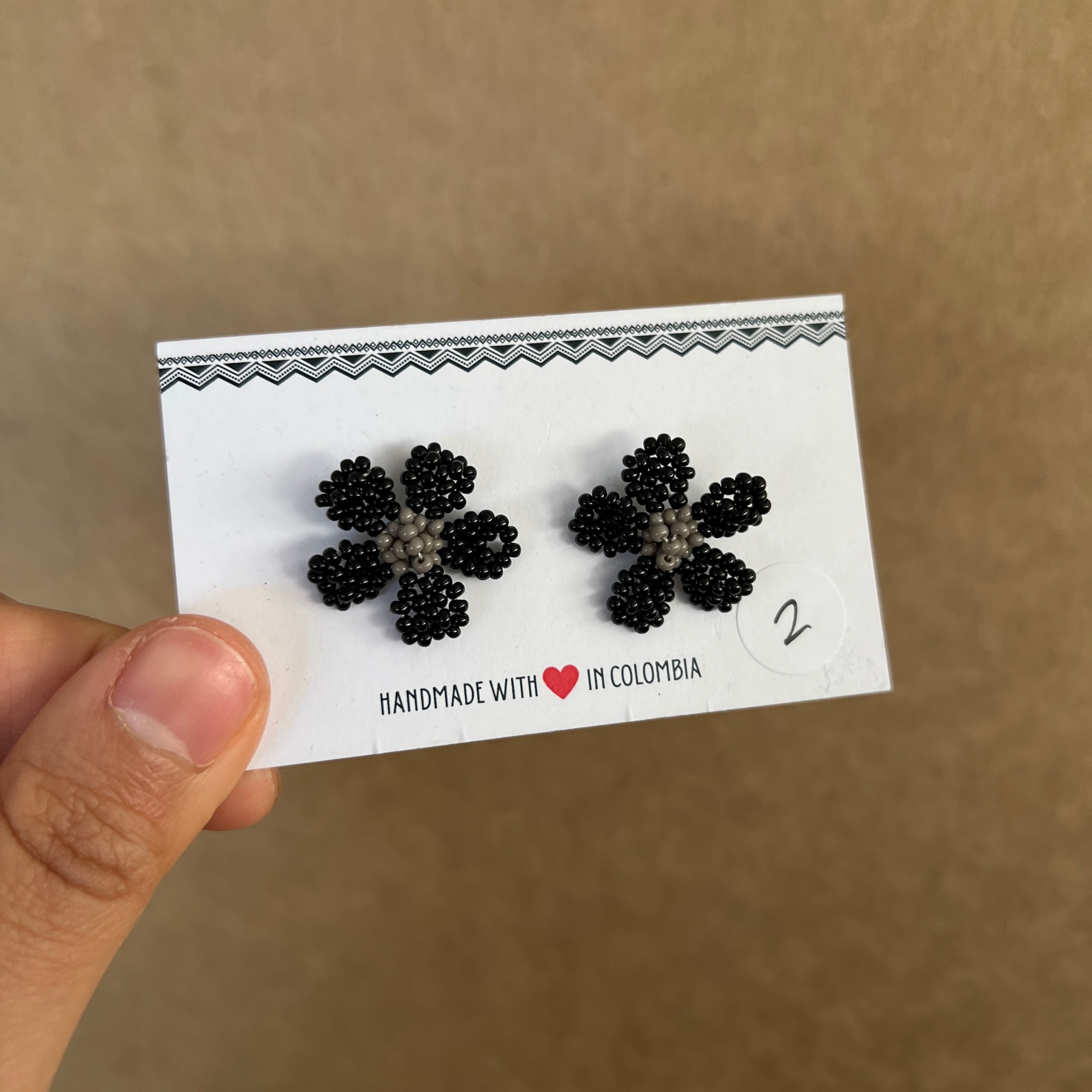 OUTLET | WILDFLOWER STUDS #8