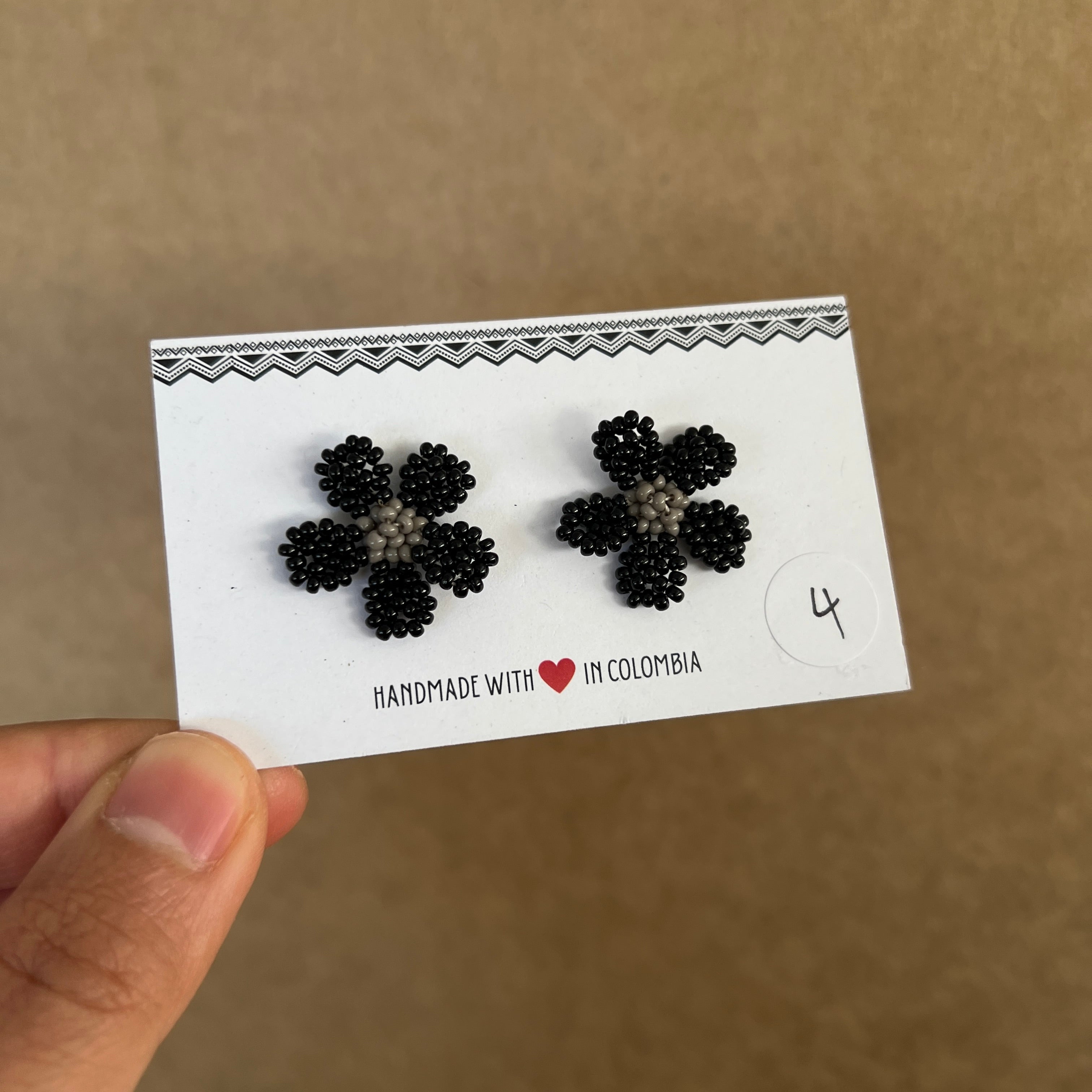 OUTLET | WILDFLOWER STUDS #8