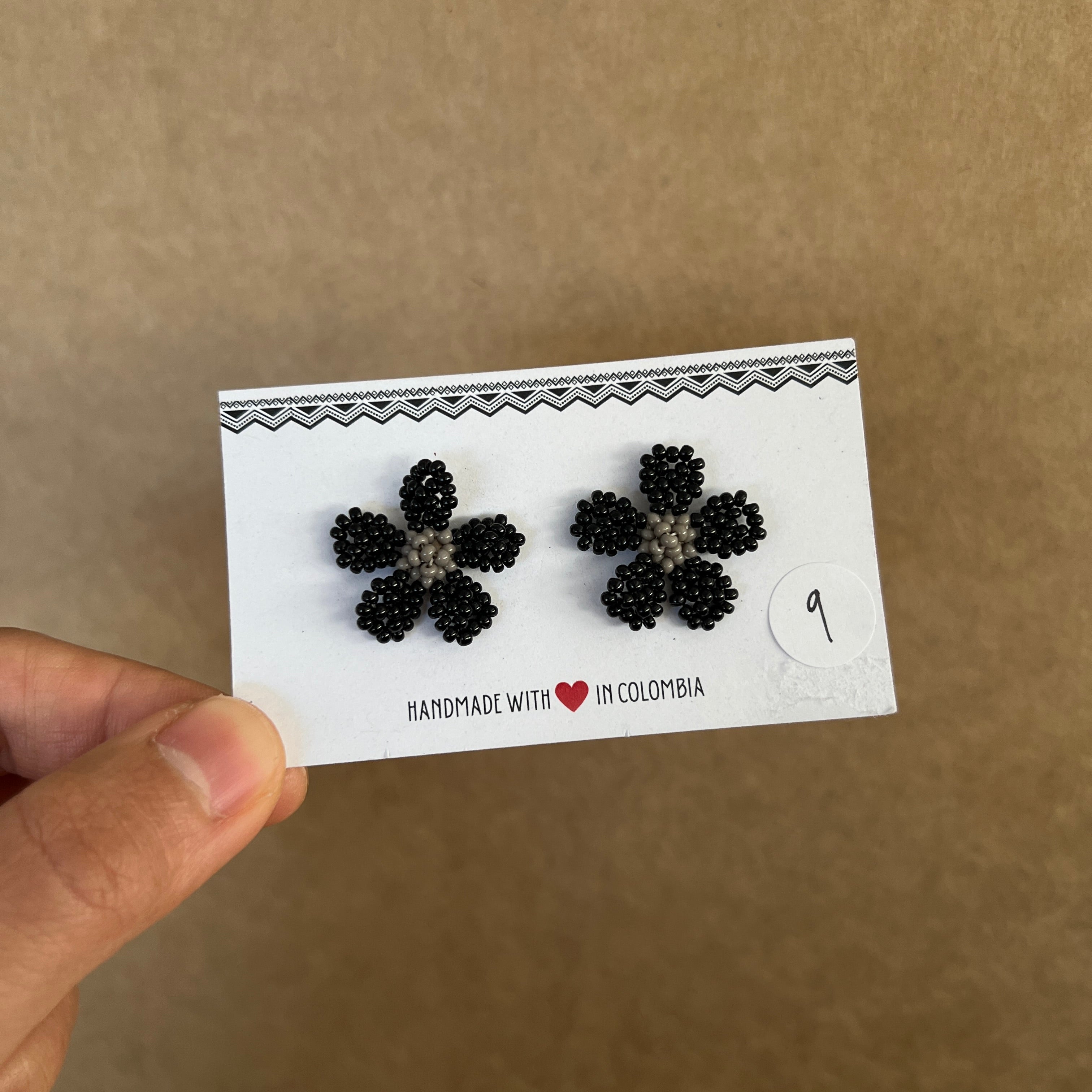 OUTLET | WILDFLOWER STUDS #8