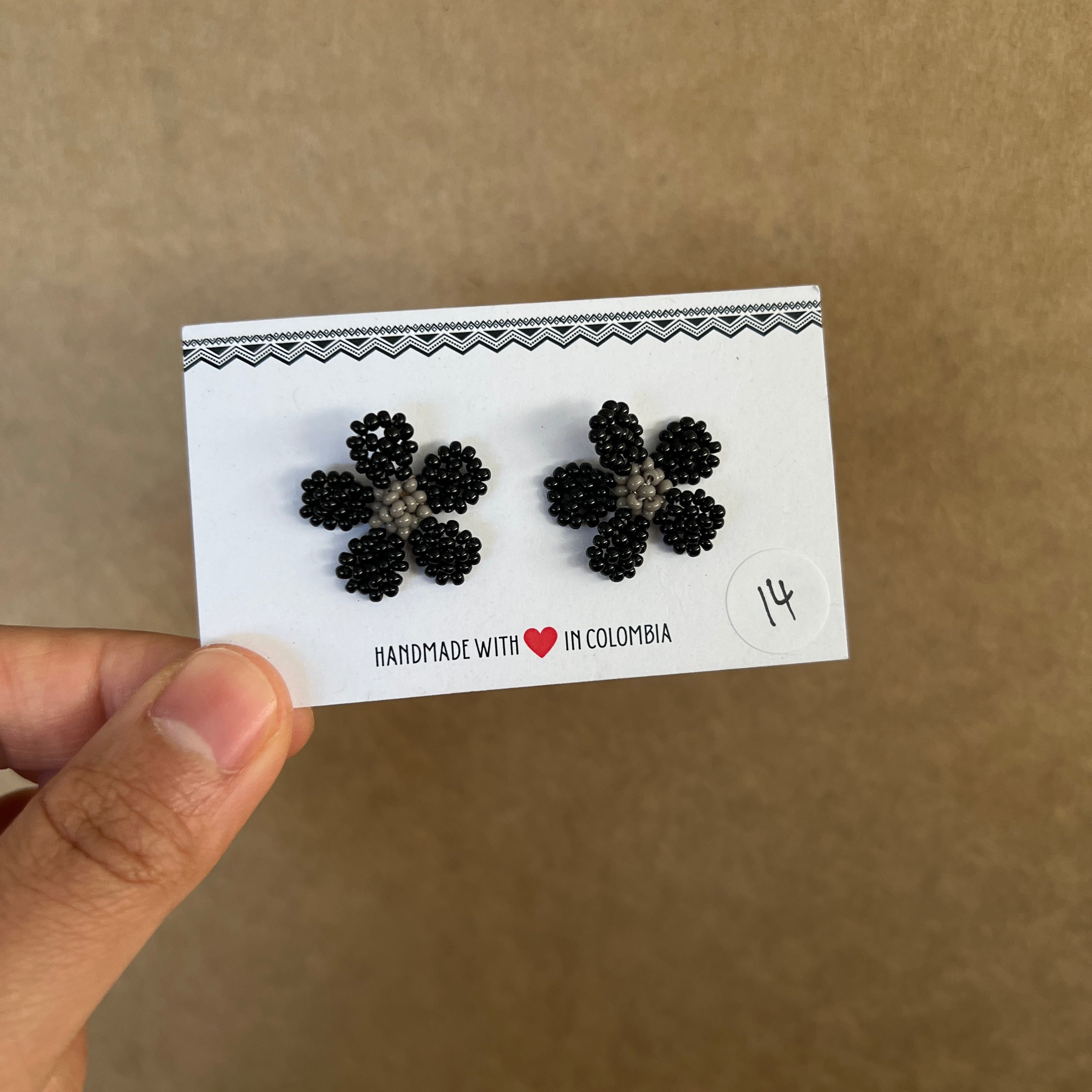 OUTLET | WILDFLOWER STUDS #8