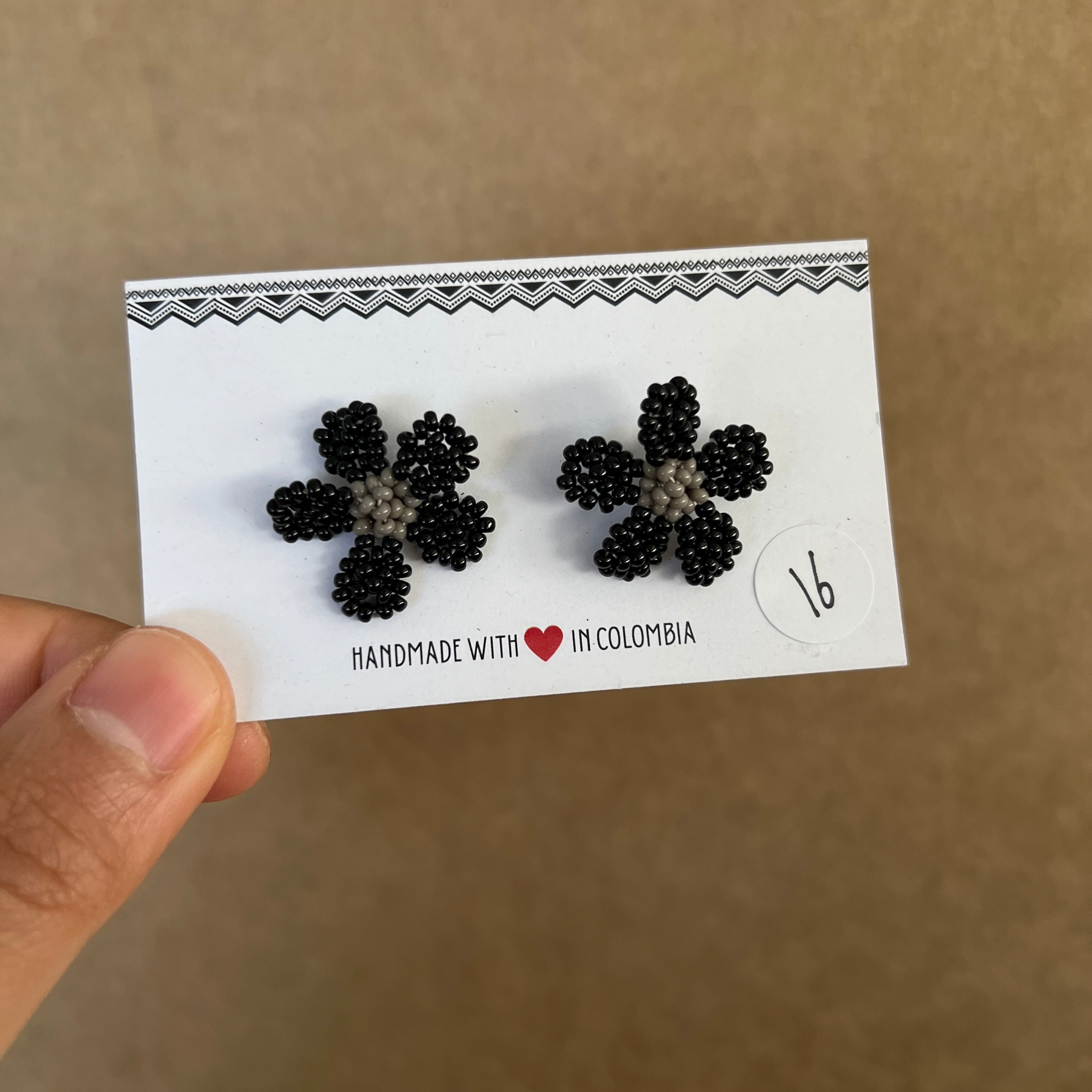 OUTLET | WILDFLOWER STUDS #8