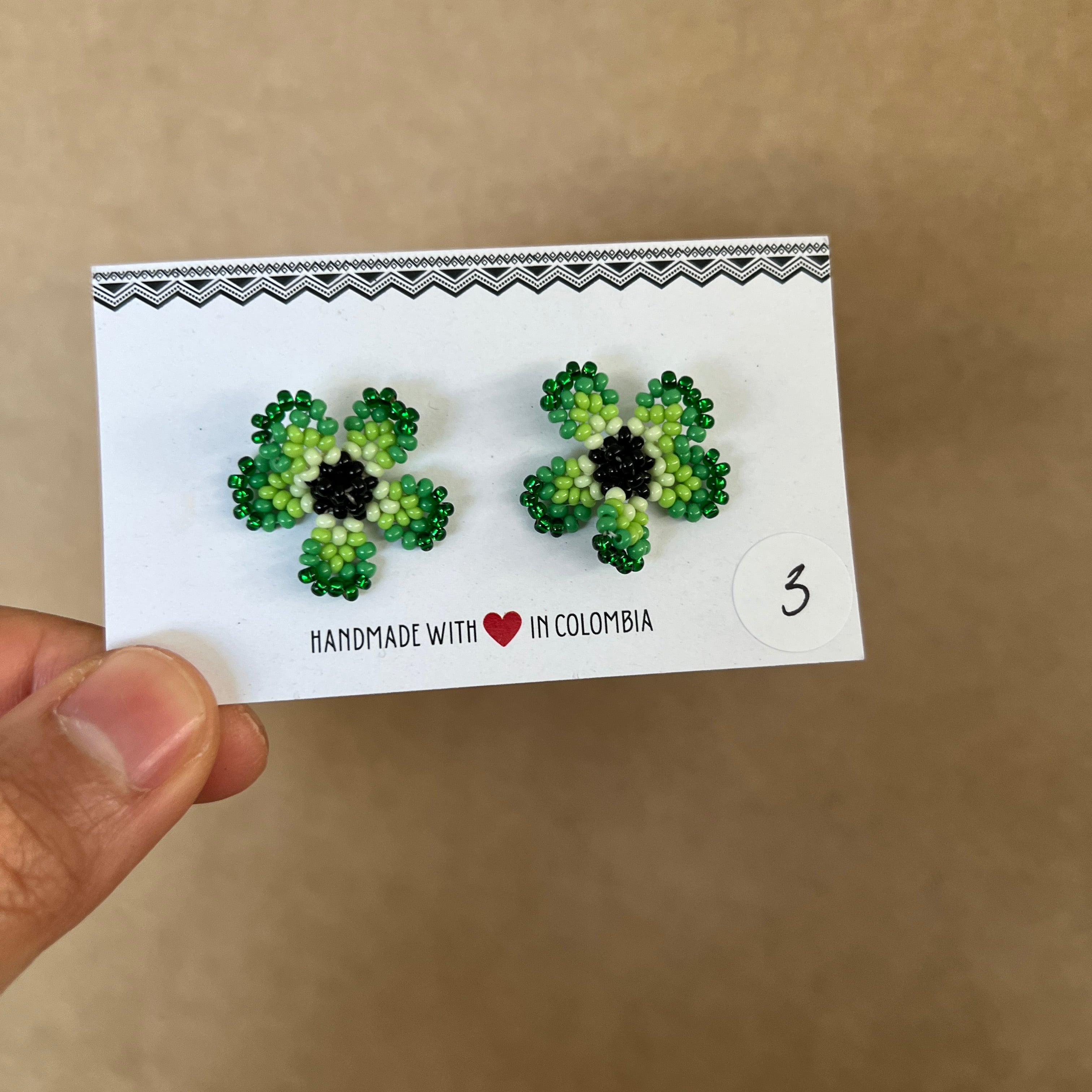 OUTLET | WILDFLOWER STUDS #24