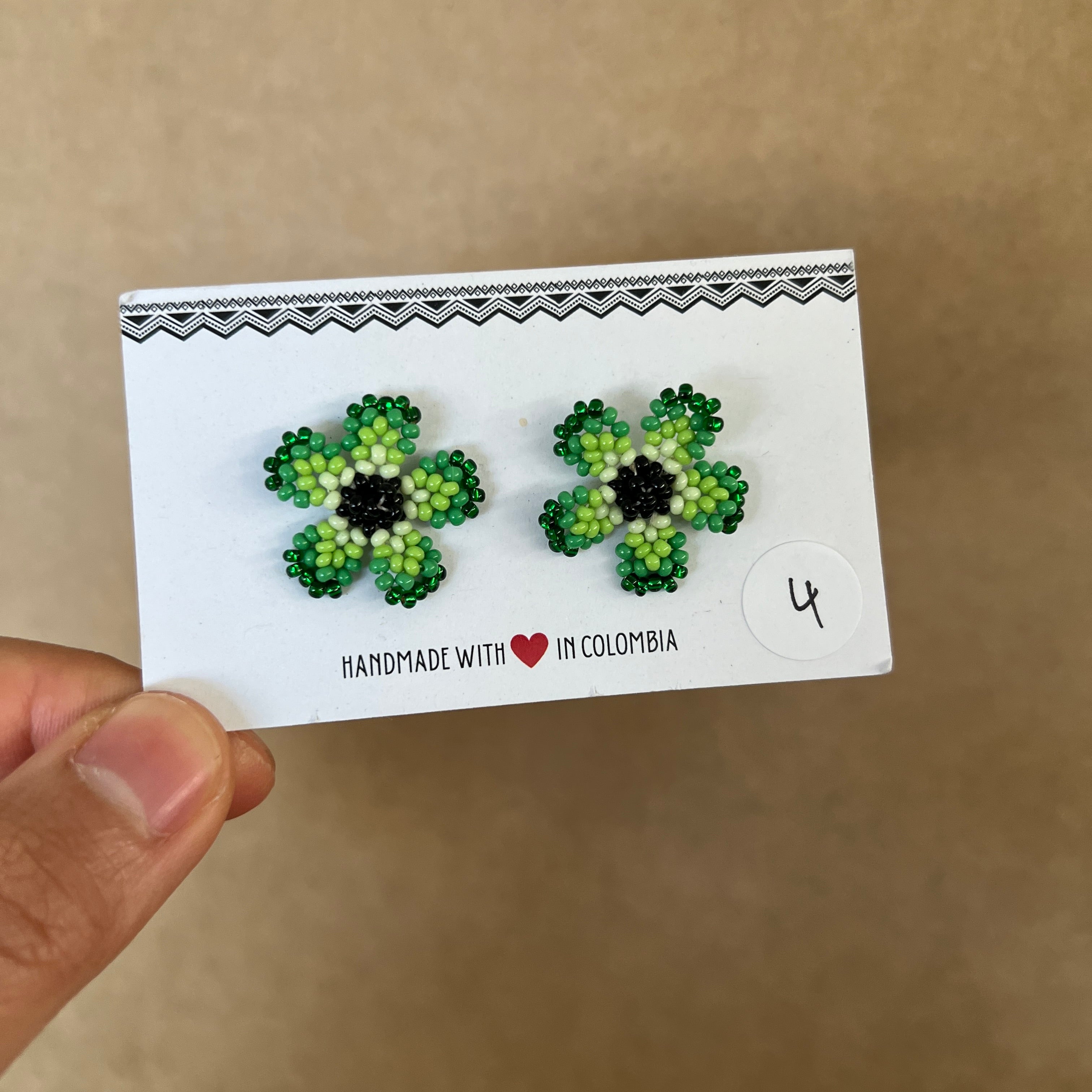 OUTLET | WILDFLOWER STUDS #24