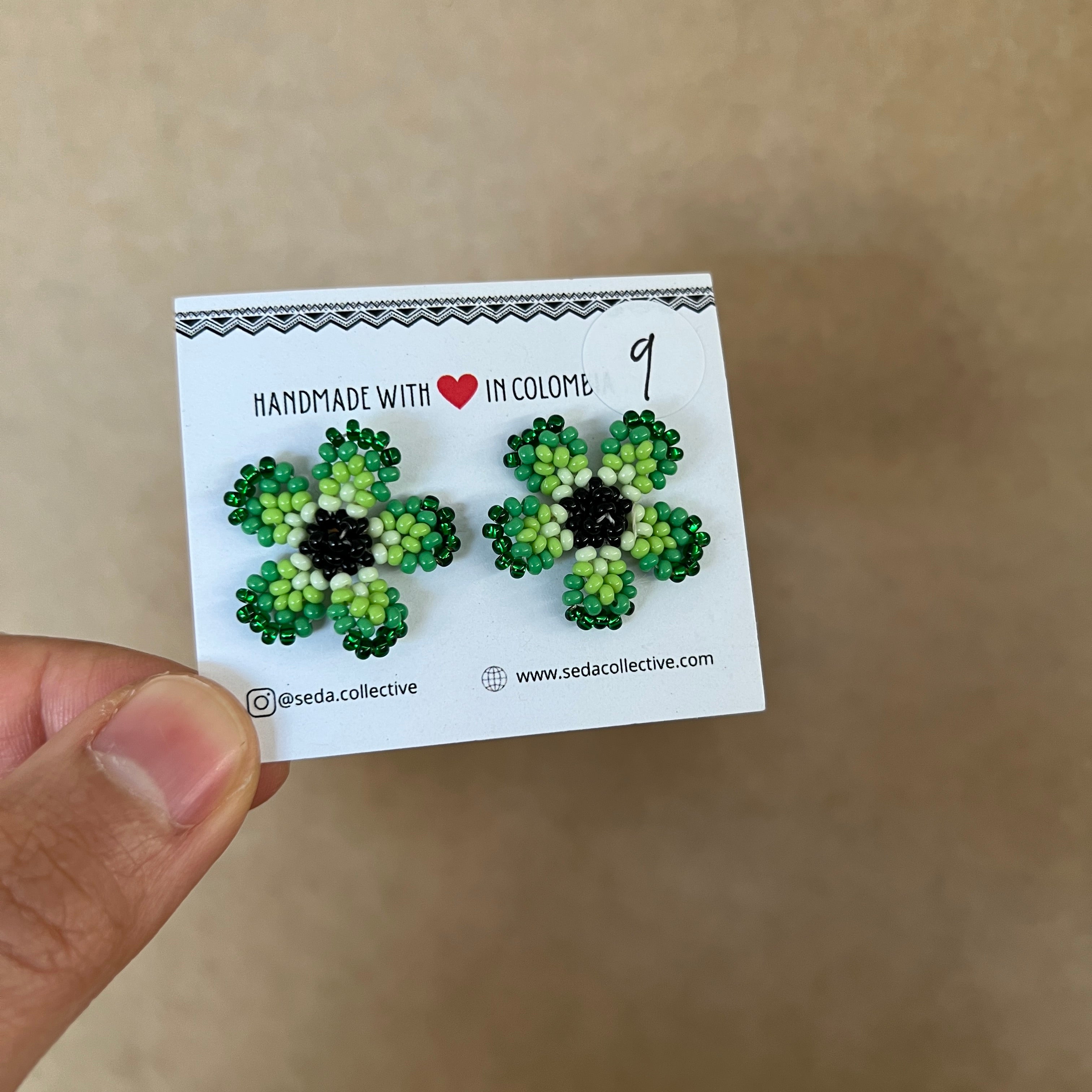 OUTLET | WILDFLOWER STUDS #24