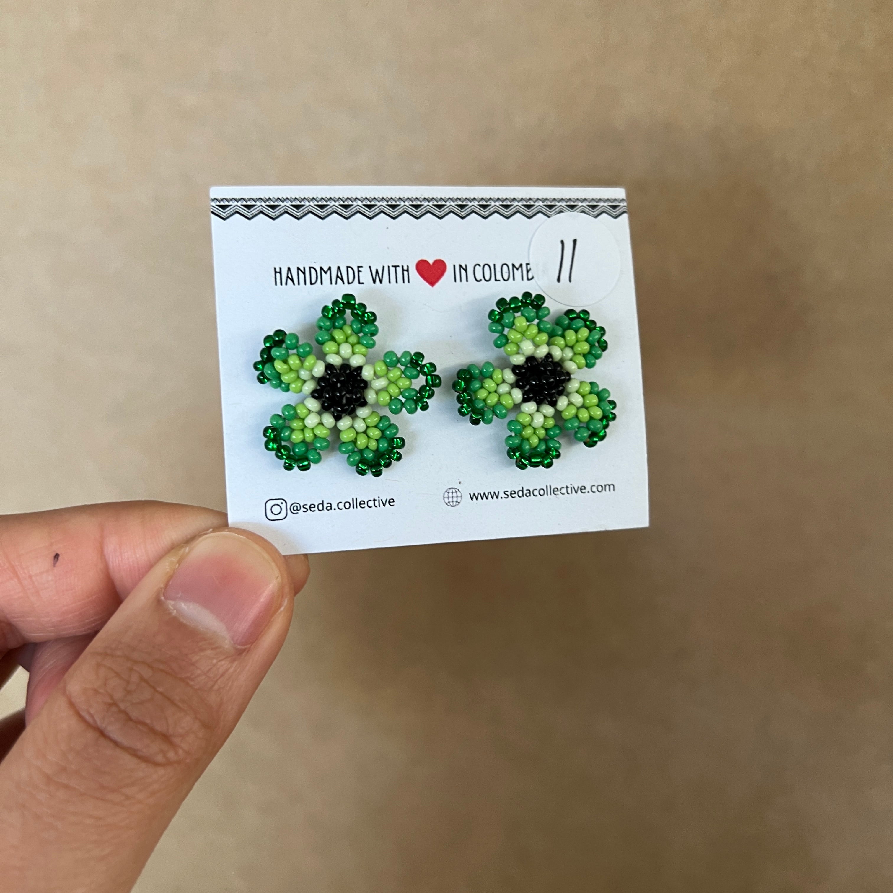 OUTLET | WILDFLOWER STUDS #24