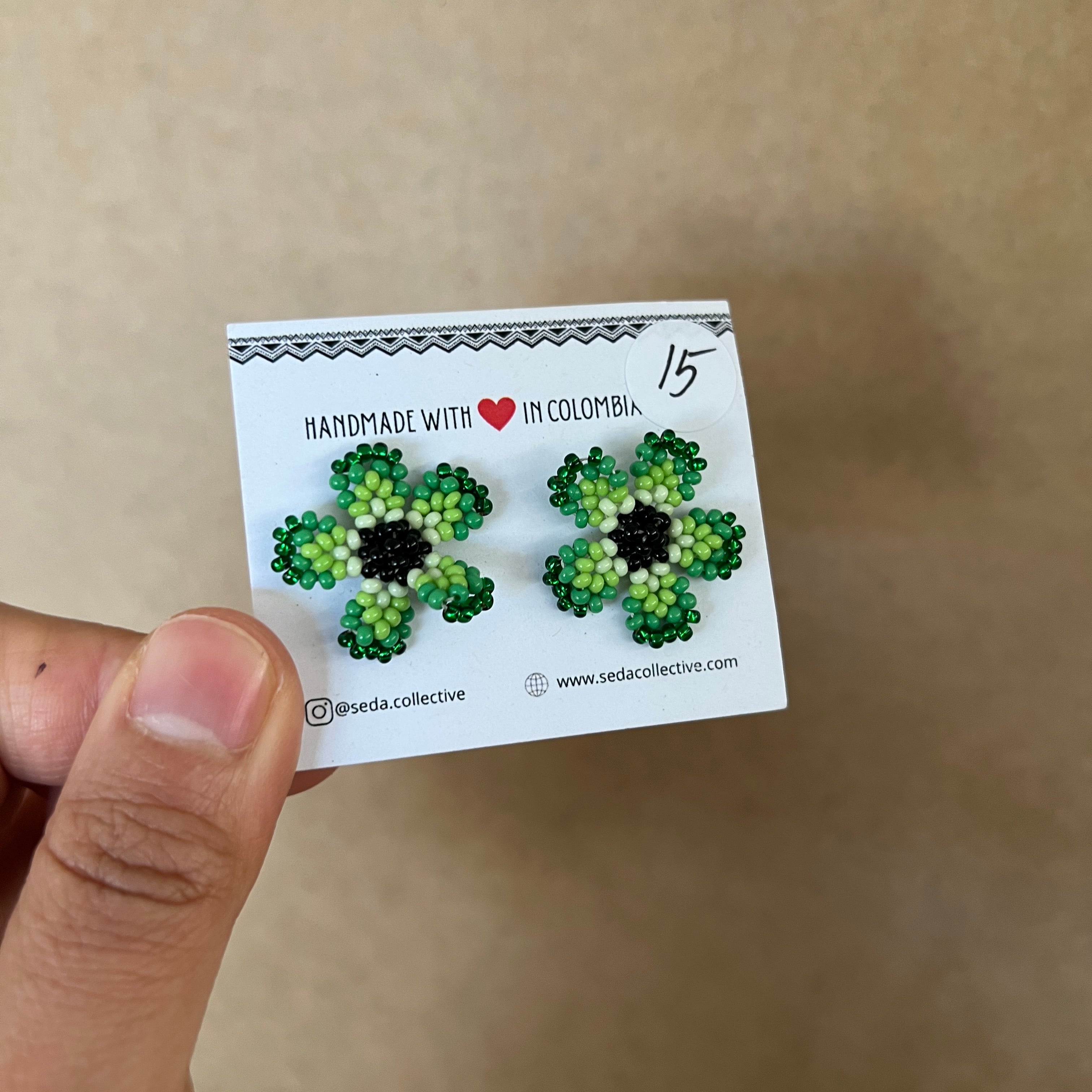OUTLET | WILDFLOWER STUDS #24