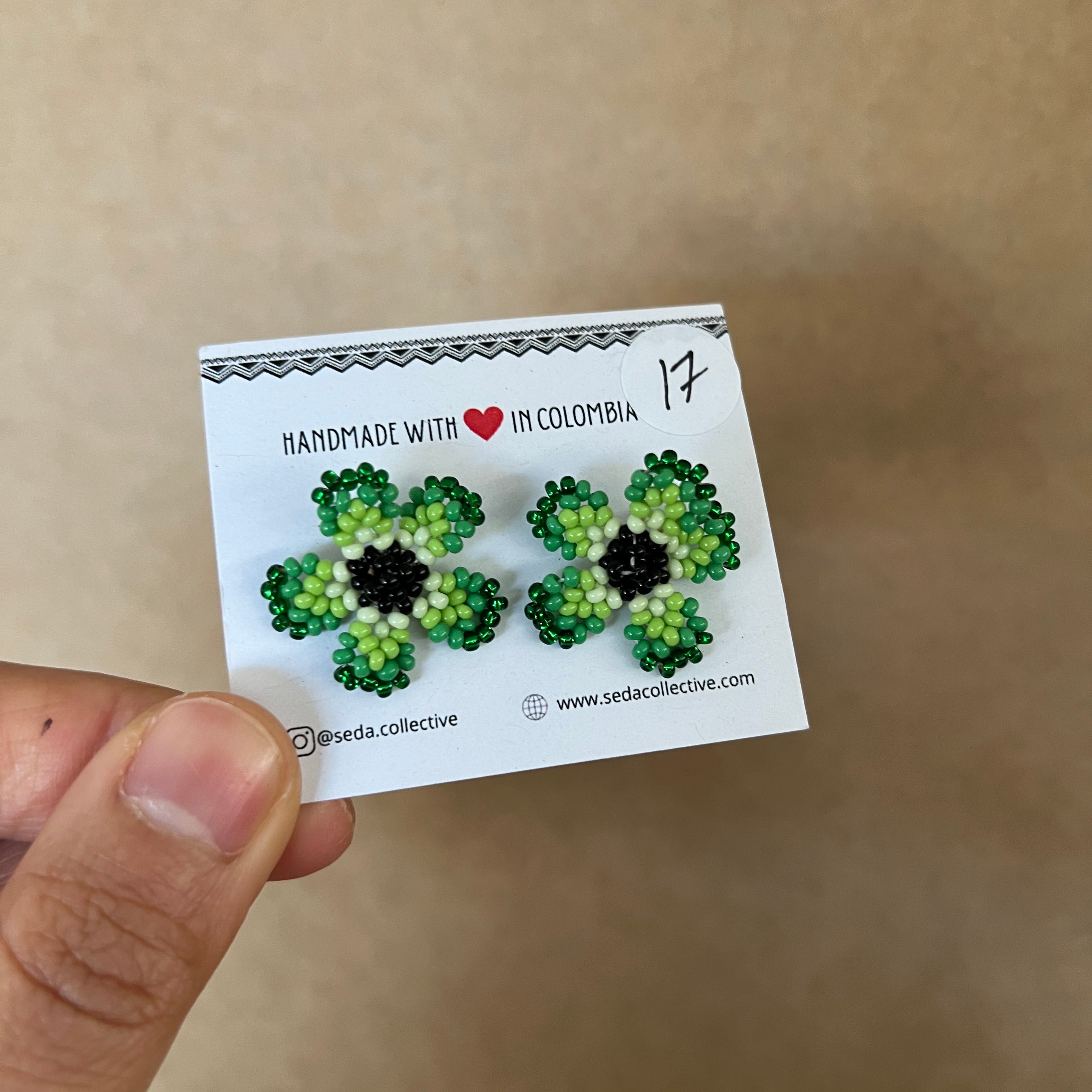 OUTLET | WILDFLOWER STUDS #24