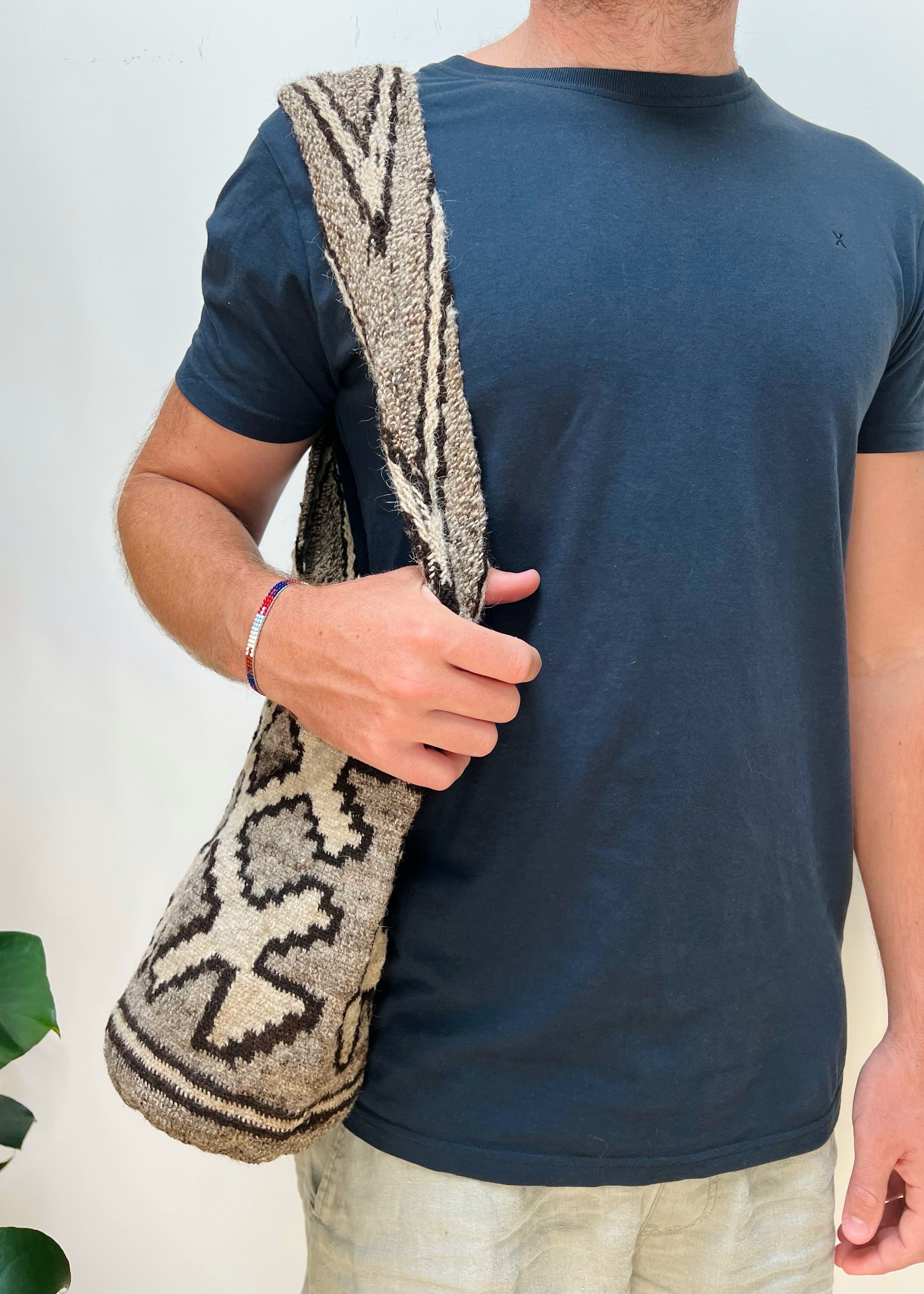 KAKU ZERANKWA | MEDIUM | ARHUACA MOCHILA #102