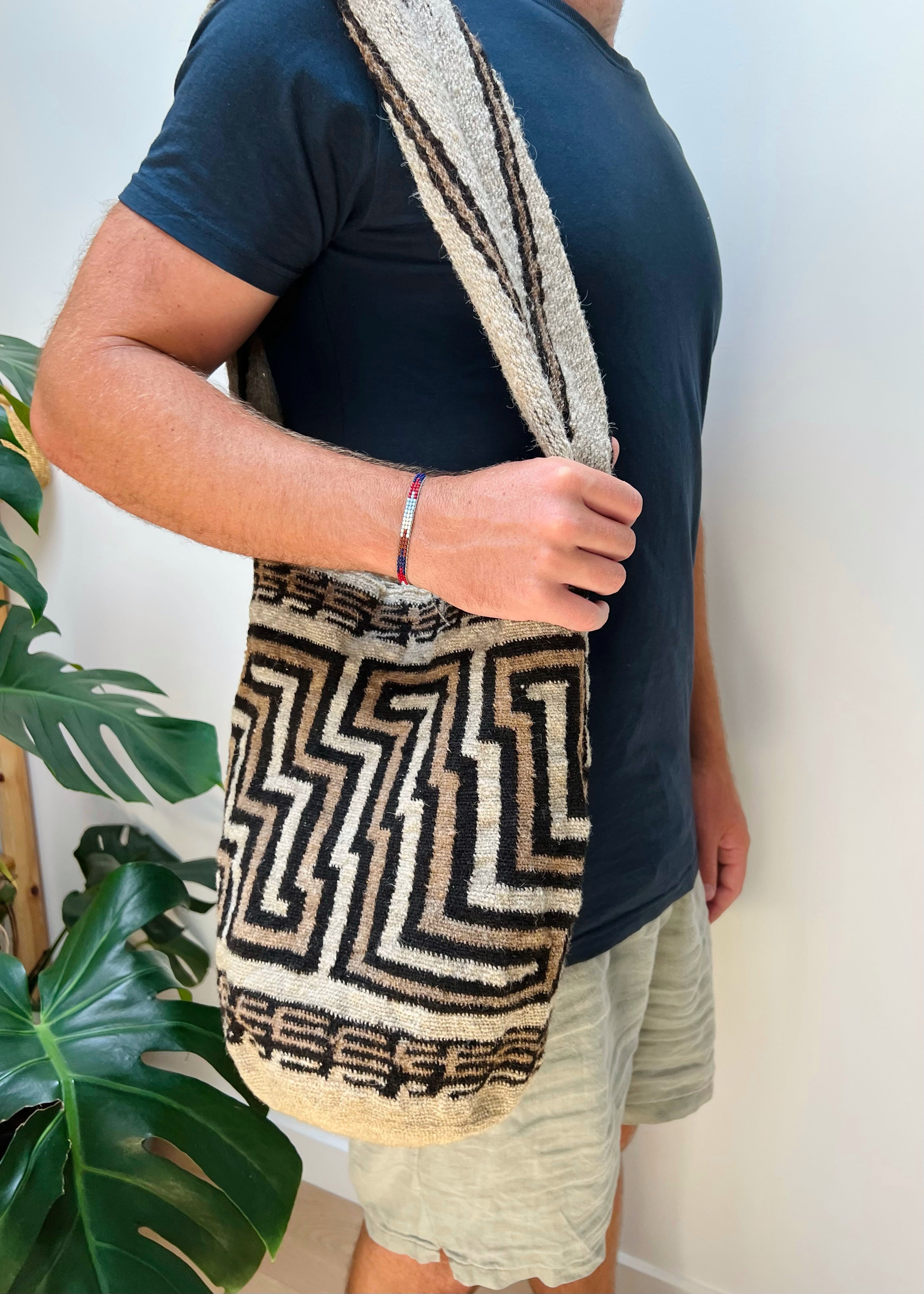 PENSAMIENTO | LARGE | ARHUACA MOCHILA #105