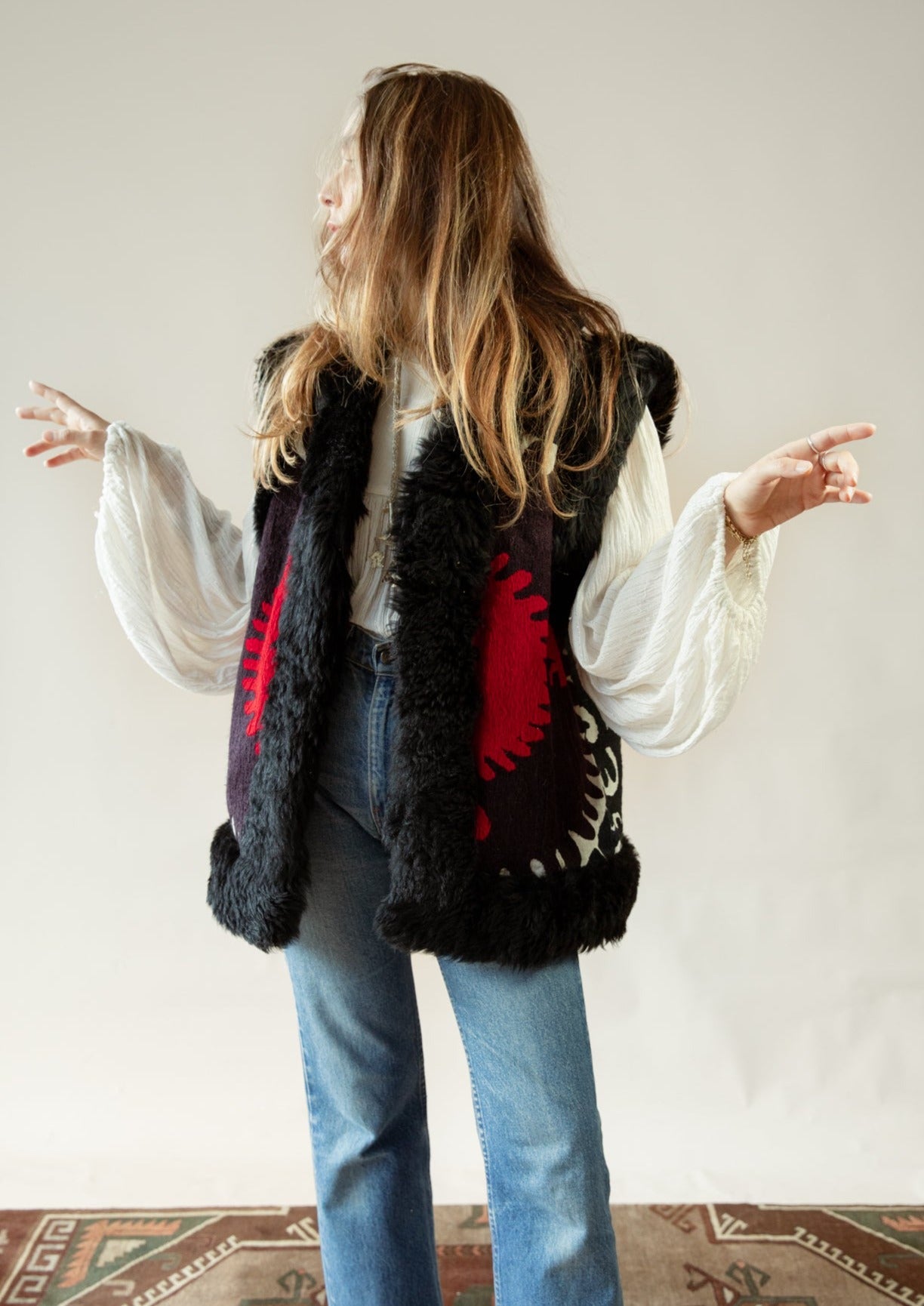AYPATAM #16 | M-XL | SUZANI SHORT VEST