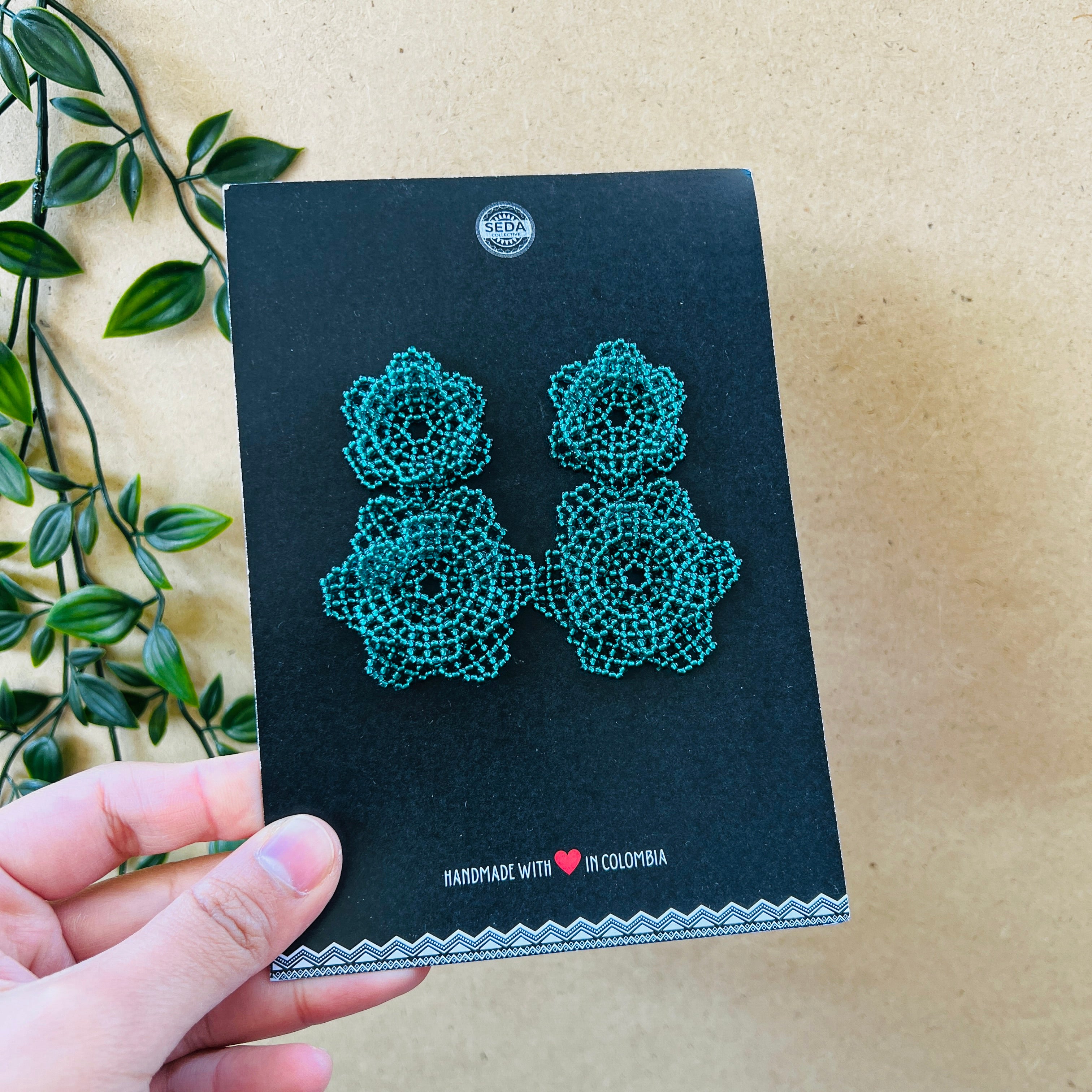 ARCHIVE | VERA | DOUBLE FLOWER | EMERALD
