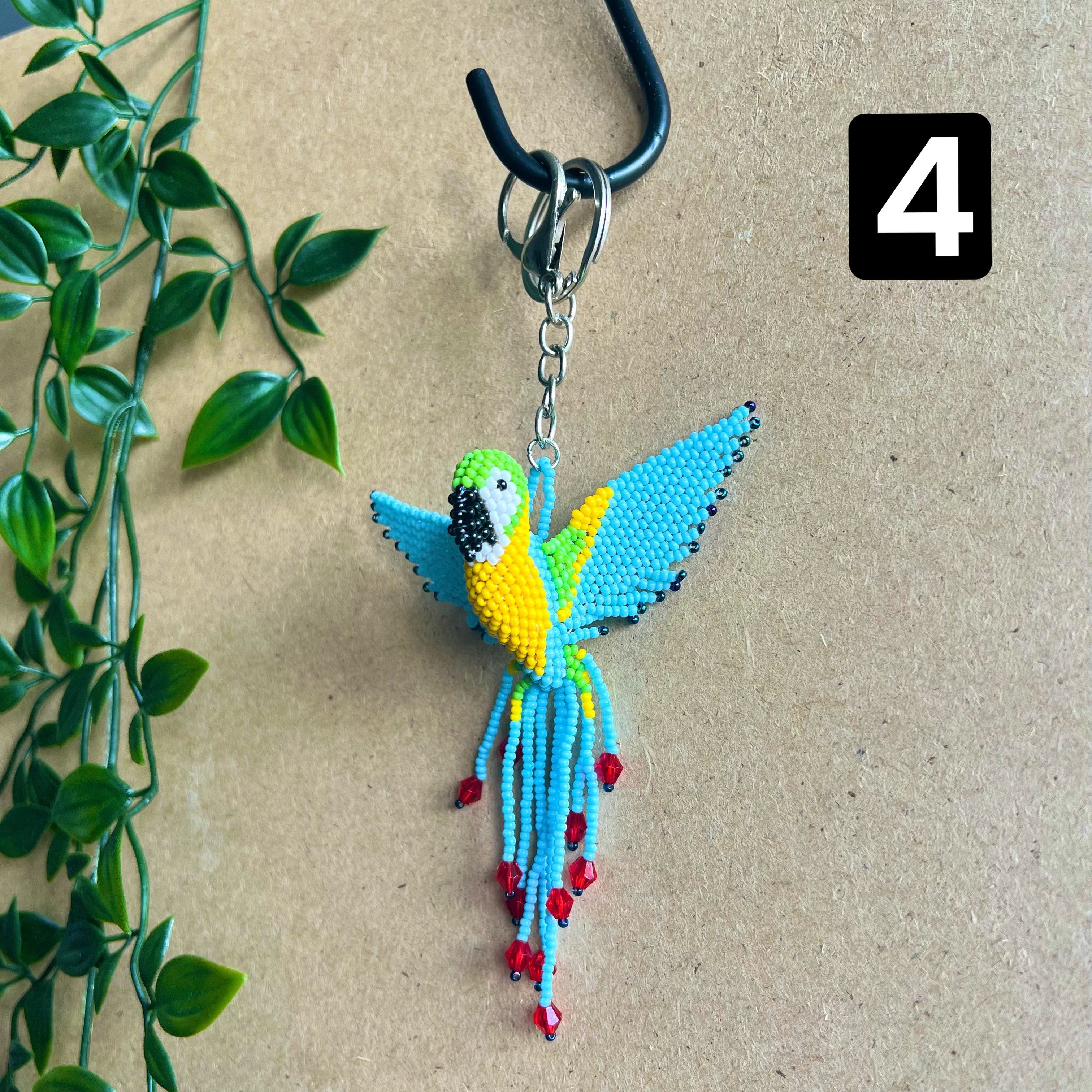 ARCHIVE | MACAW BIRD HANGINGS | MEDIUM