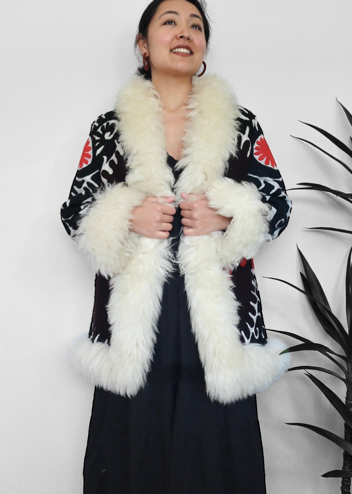 ALIYA #16 | M | SUZANI SHORT COAT
